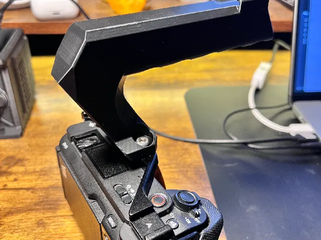 Smallrig Camera Handle with Hot-Shoe-Adapter