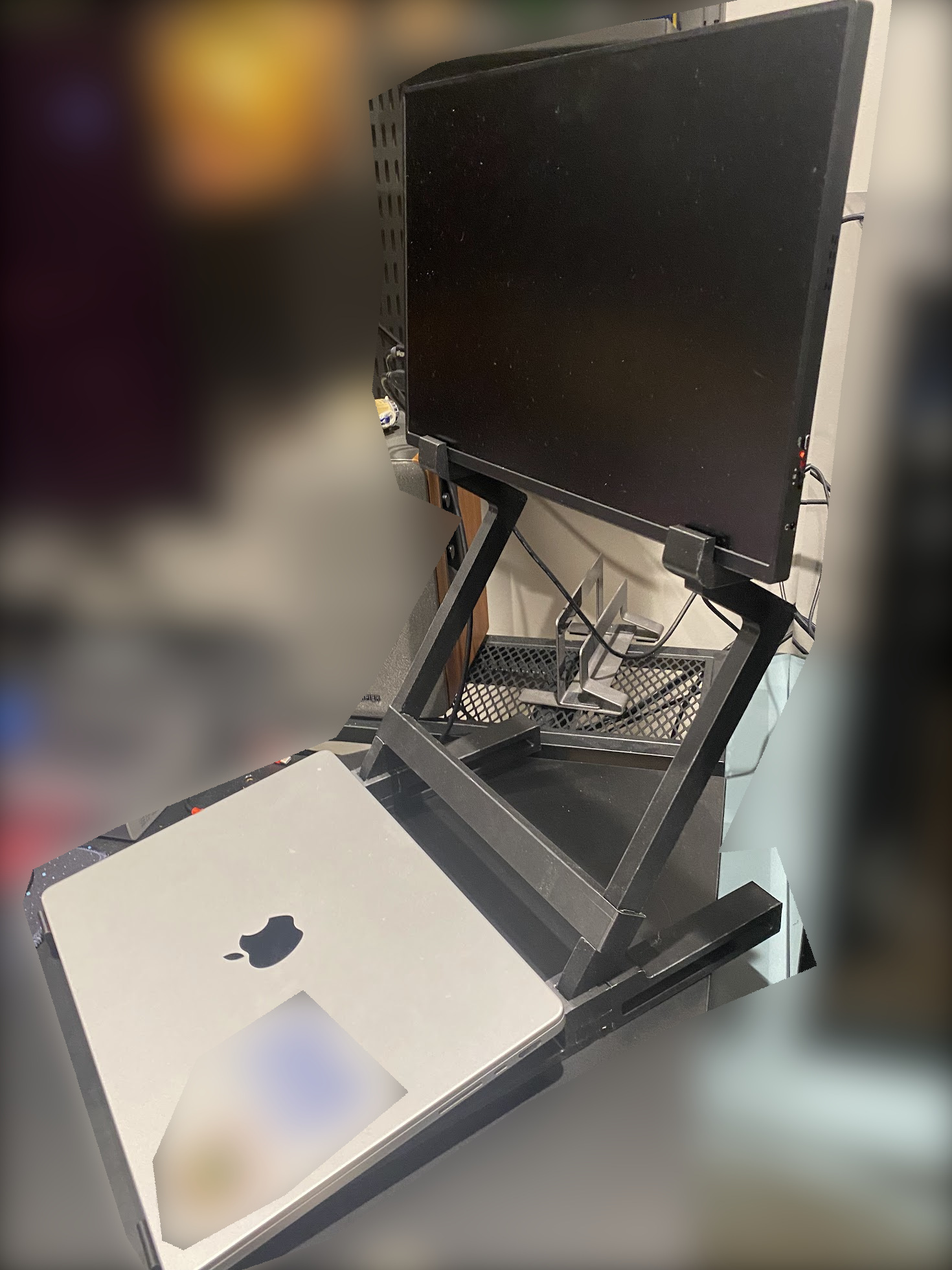 Portable monitor stand for Macbook Pro