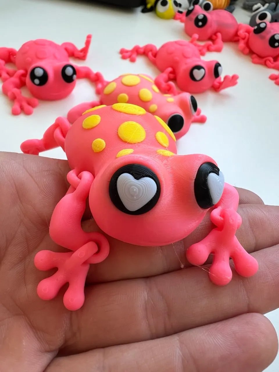 Miniatura 3 do modelo 3D Cute frog 3D STL