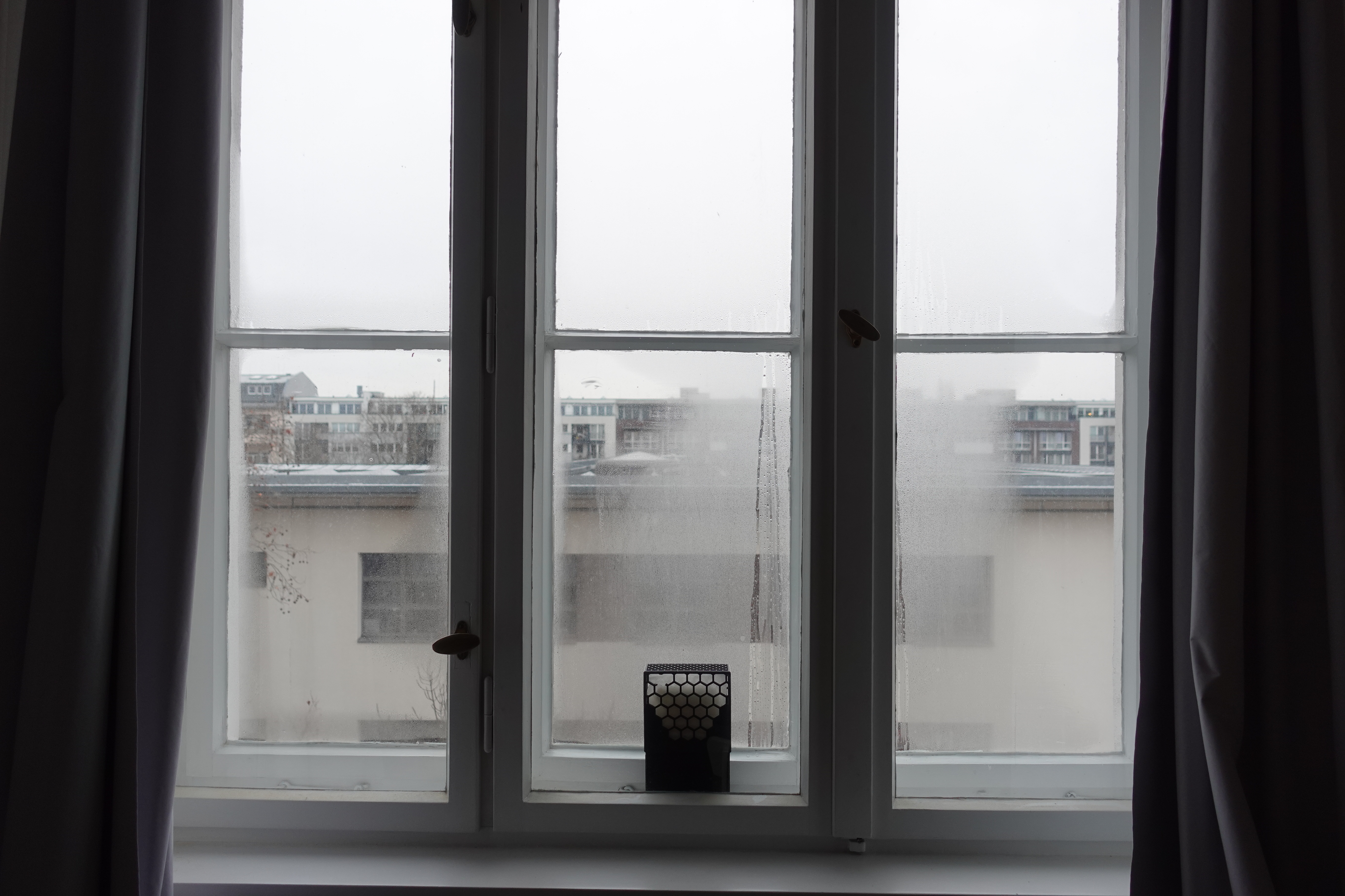 Window dehumidifier — miniatura 2