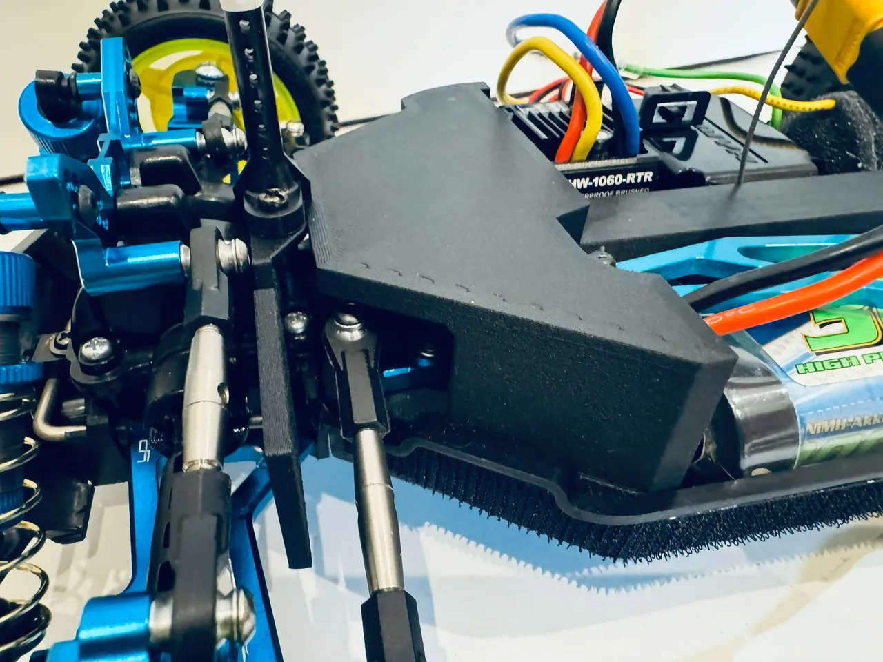 Tamiya TT-02B Steering Mudcover by Felix Schulze | Download free