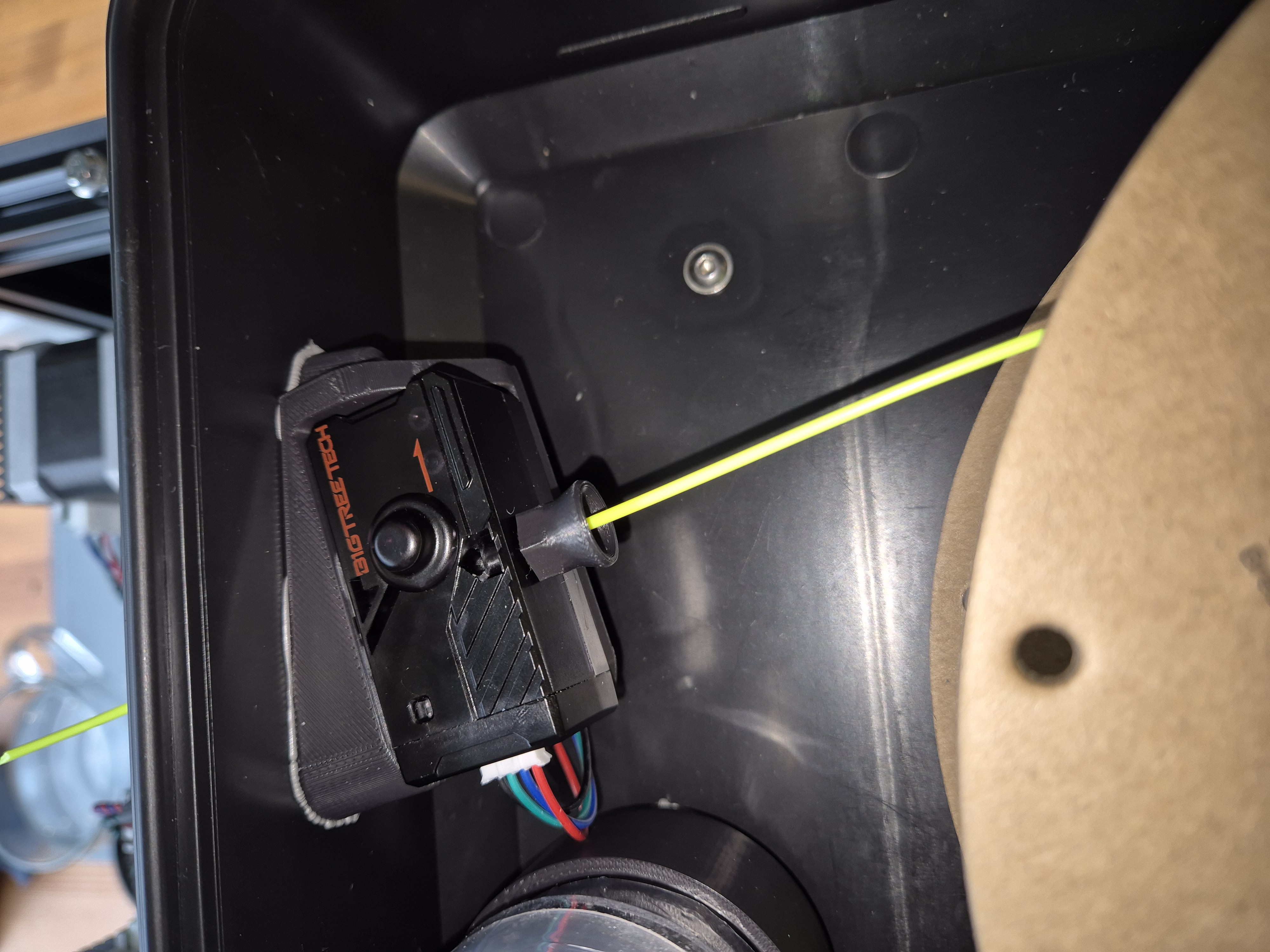 BTT SFS 2.0 Filament Feeding Guide