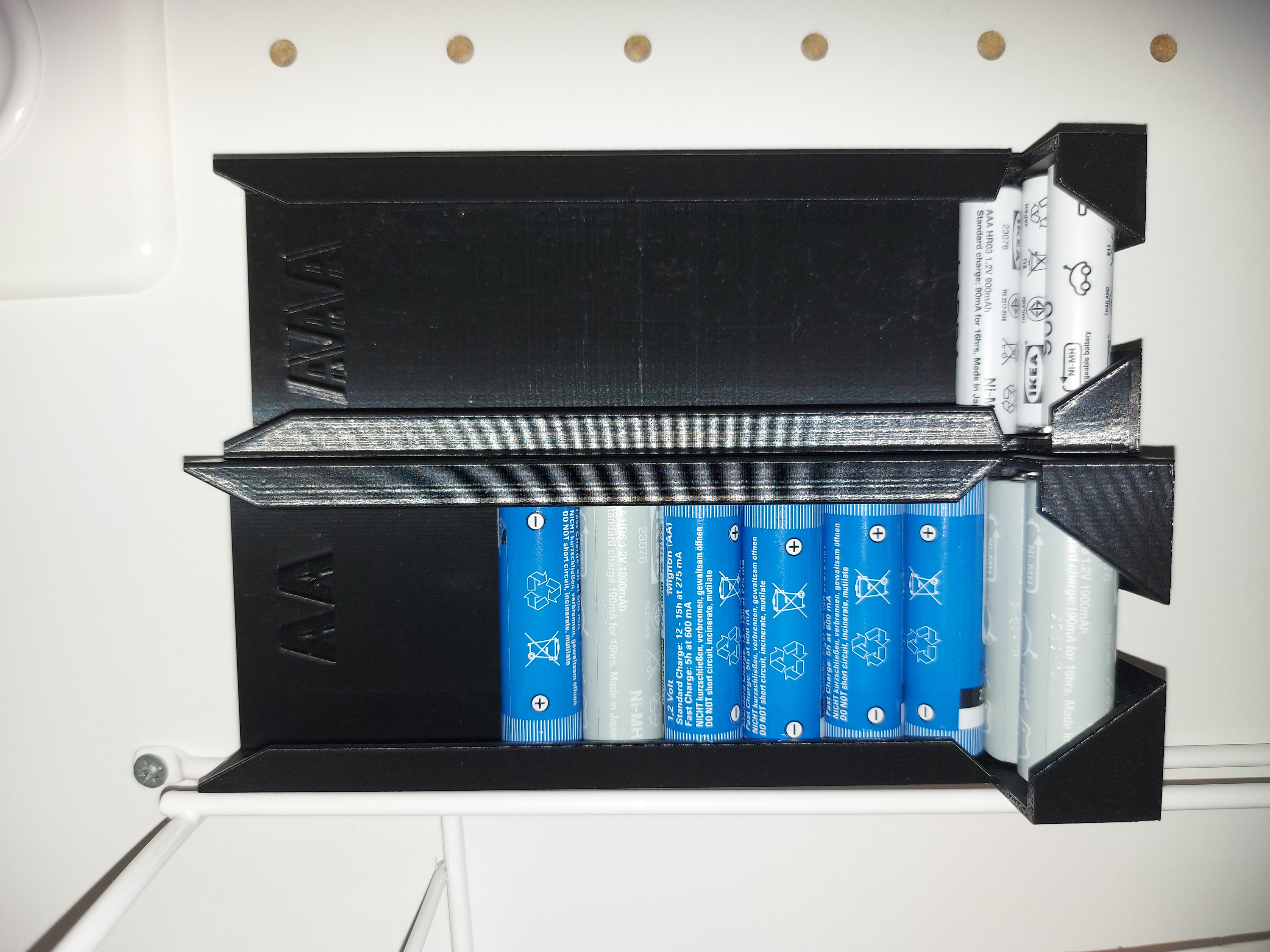 Batterie Spender AA / Battery Storage Organizer