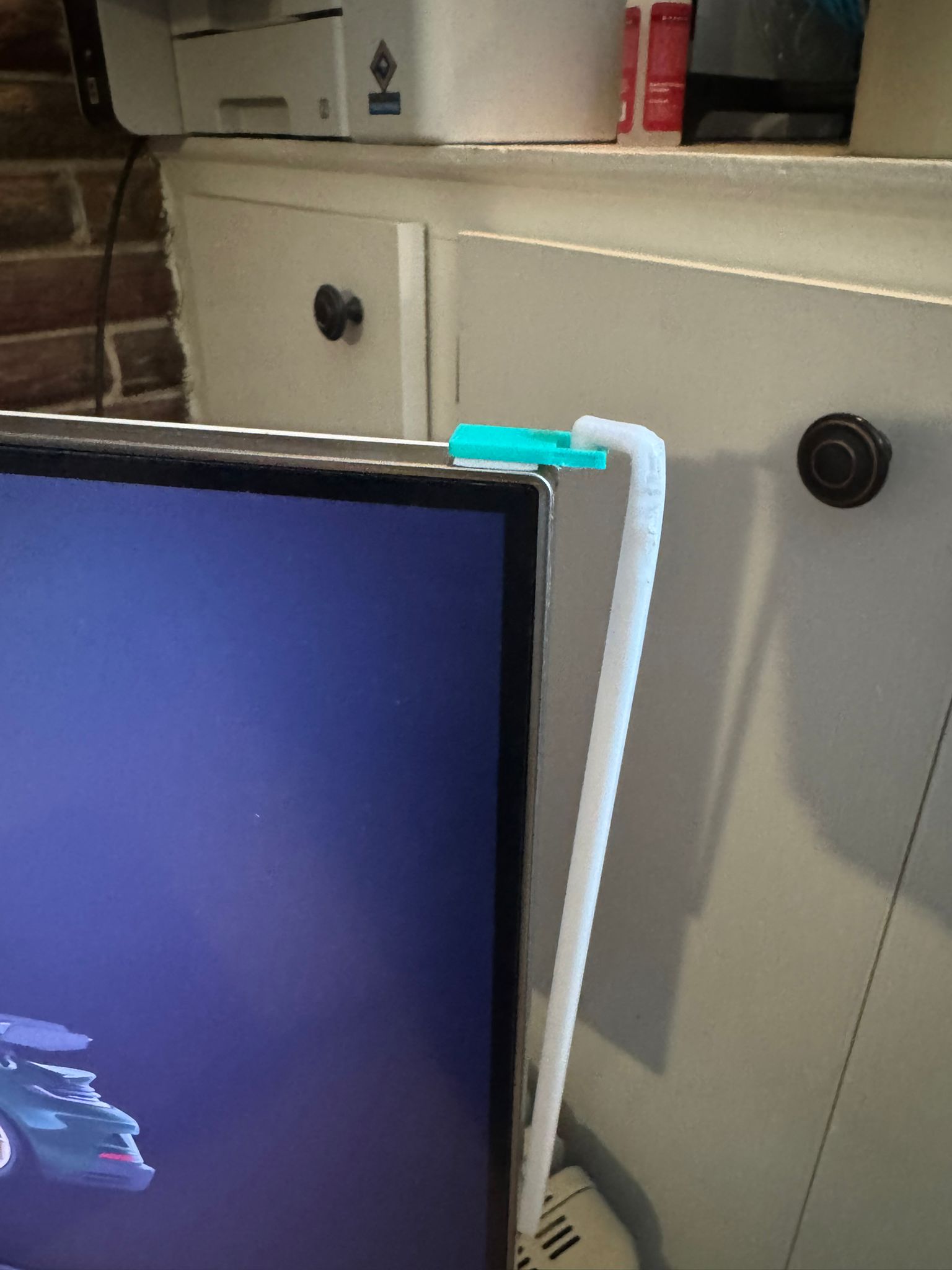 Miniatura 2 do modelo 3D Light bar hook and loop grabber