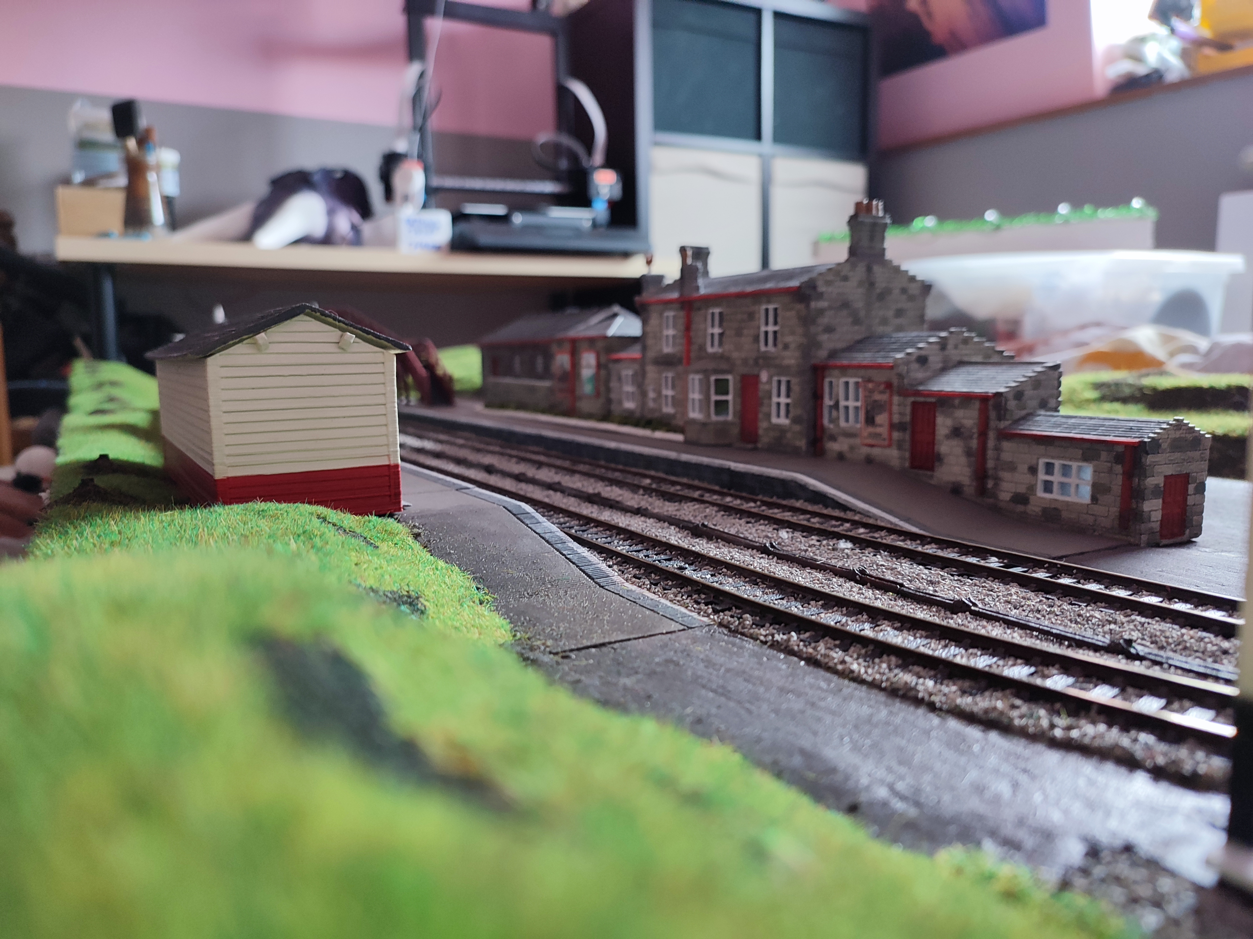 Hogsmeade - Goathland station OO gauge (1:76) - Harry Potter train station 3MF / Bambu Studio