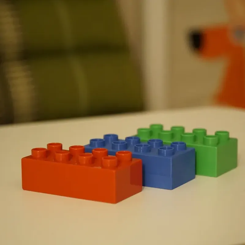 Fichier 3D gratuit Plaque de montage compatible RVR Duplo/Lego (avec  adaptateurs de câblage) 🔌・Modèle à télécharger et à imprimer en 3D・Cults
