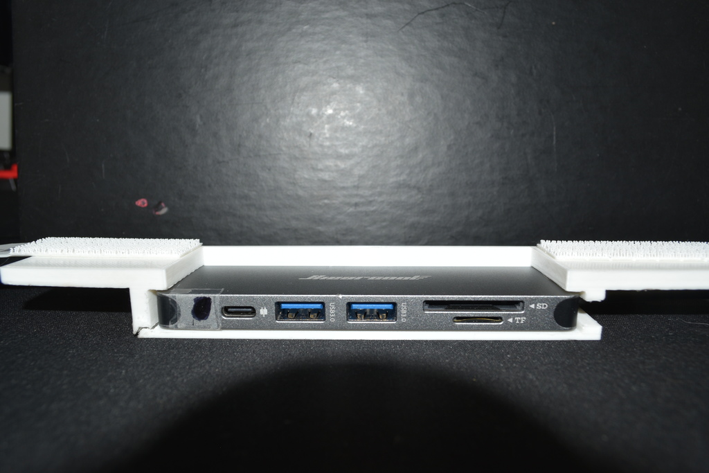 USB C hub mount