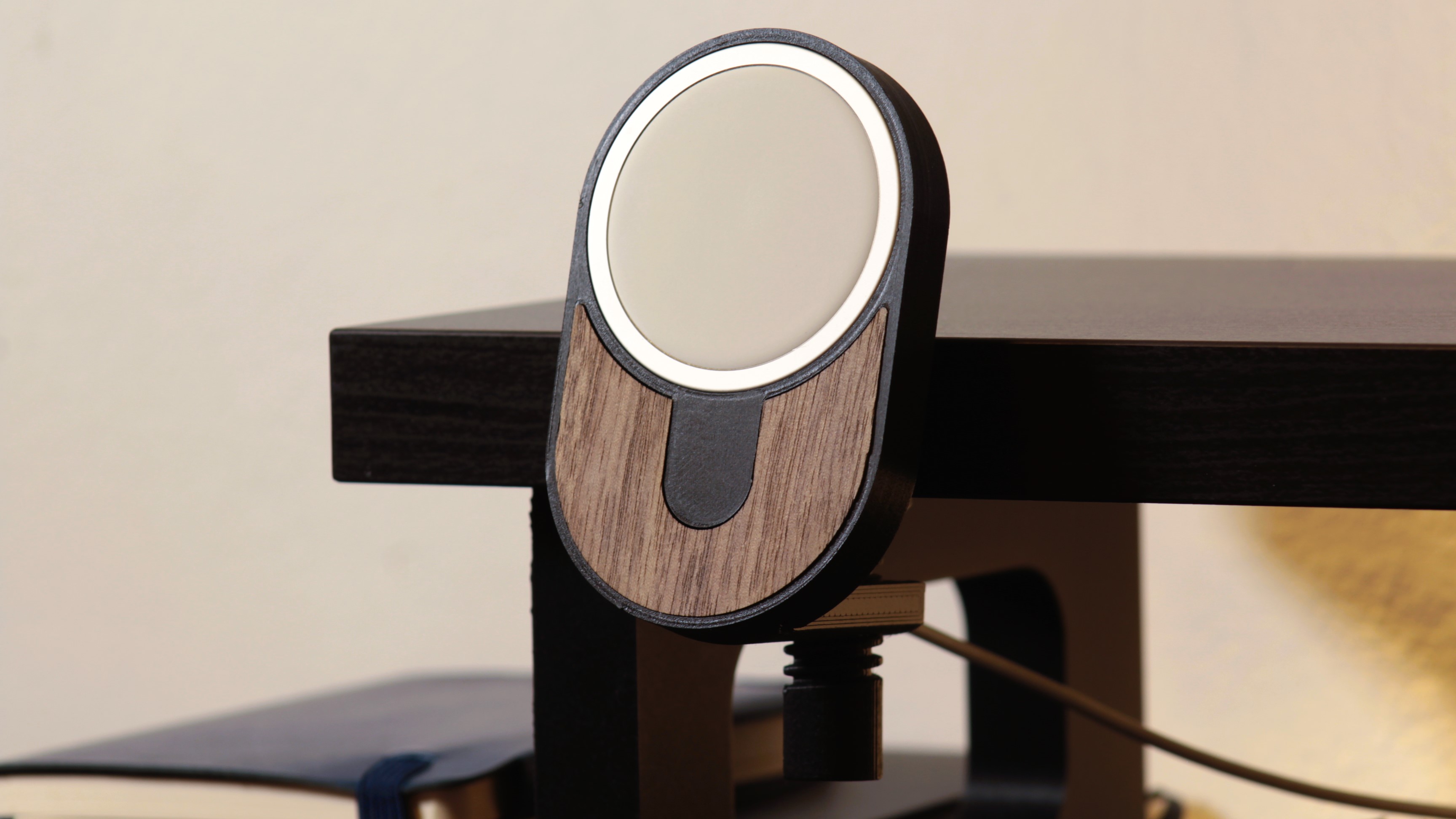 NODO - MagSafe Holder Clamp for Desk Shelf  - Multiple shelf thicknesses and viewing angles!