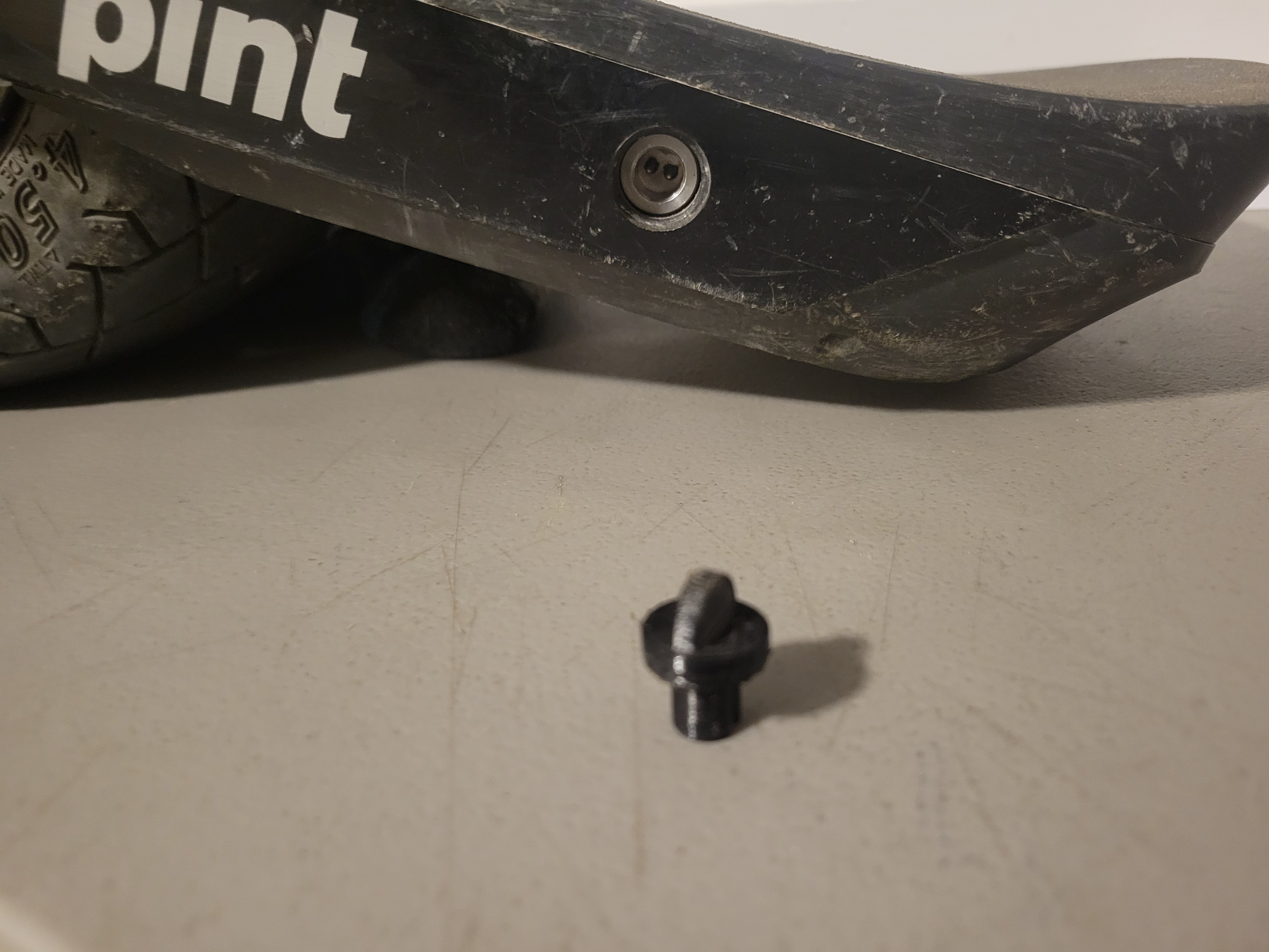 Onewheel pint/pint X/S charger plug