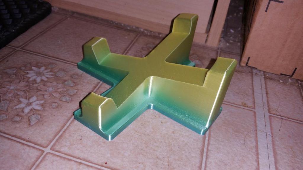 Angled cat bowl stand