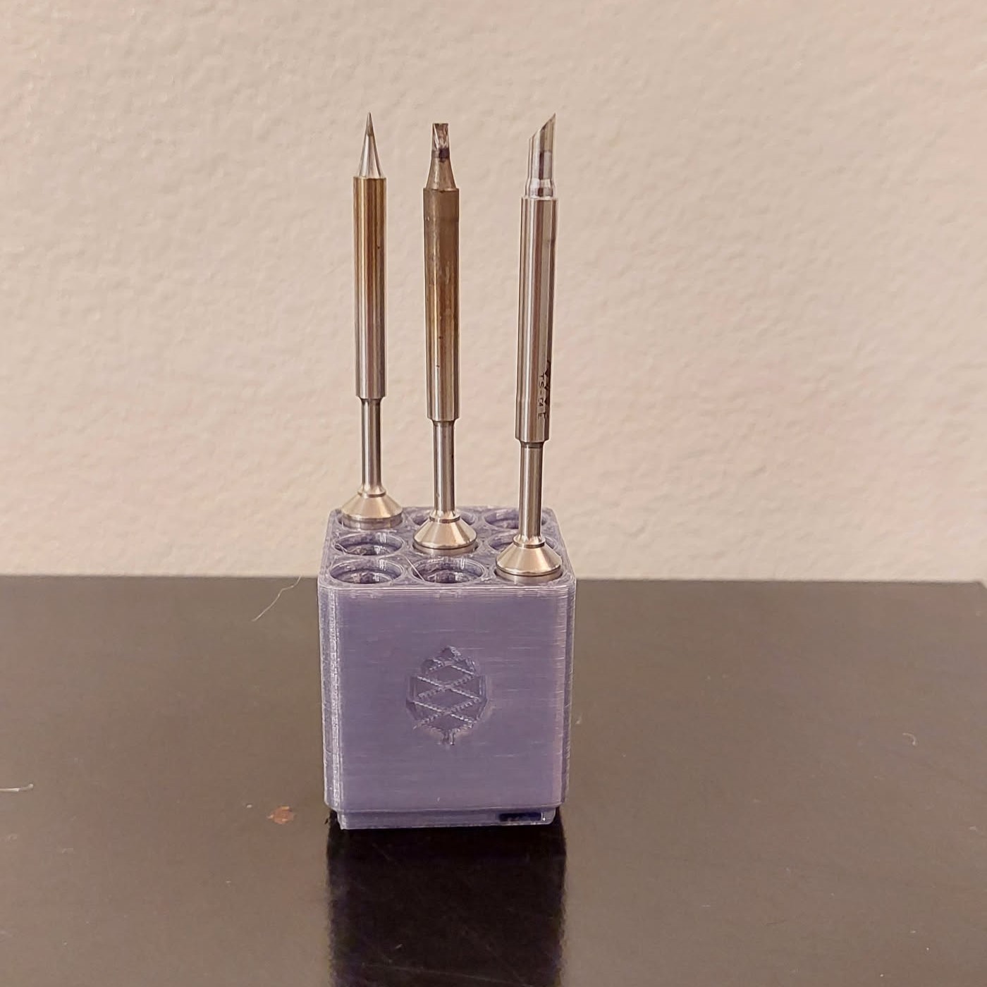 Gridfinity Refined 1u 9x Pinecil Tip Holder