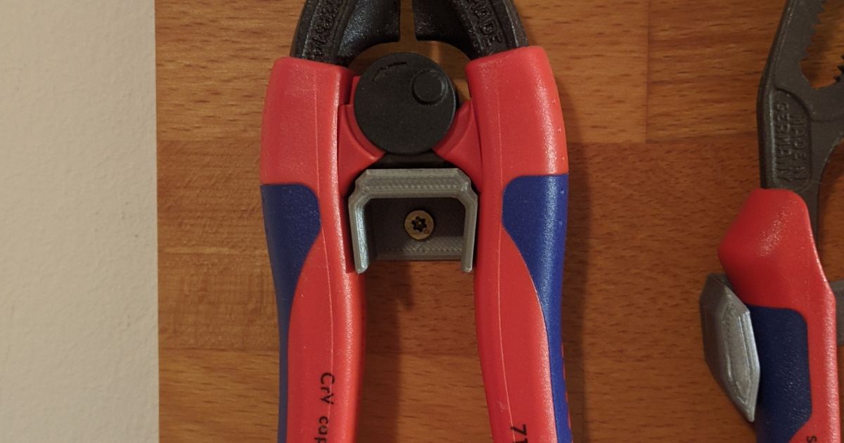 Knipex wall mount Type 3 for piano wire cutter by mweisshaupt