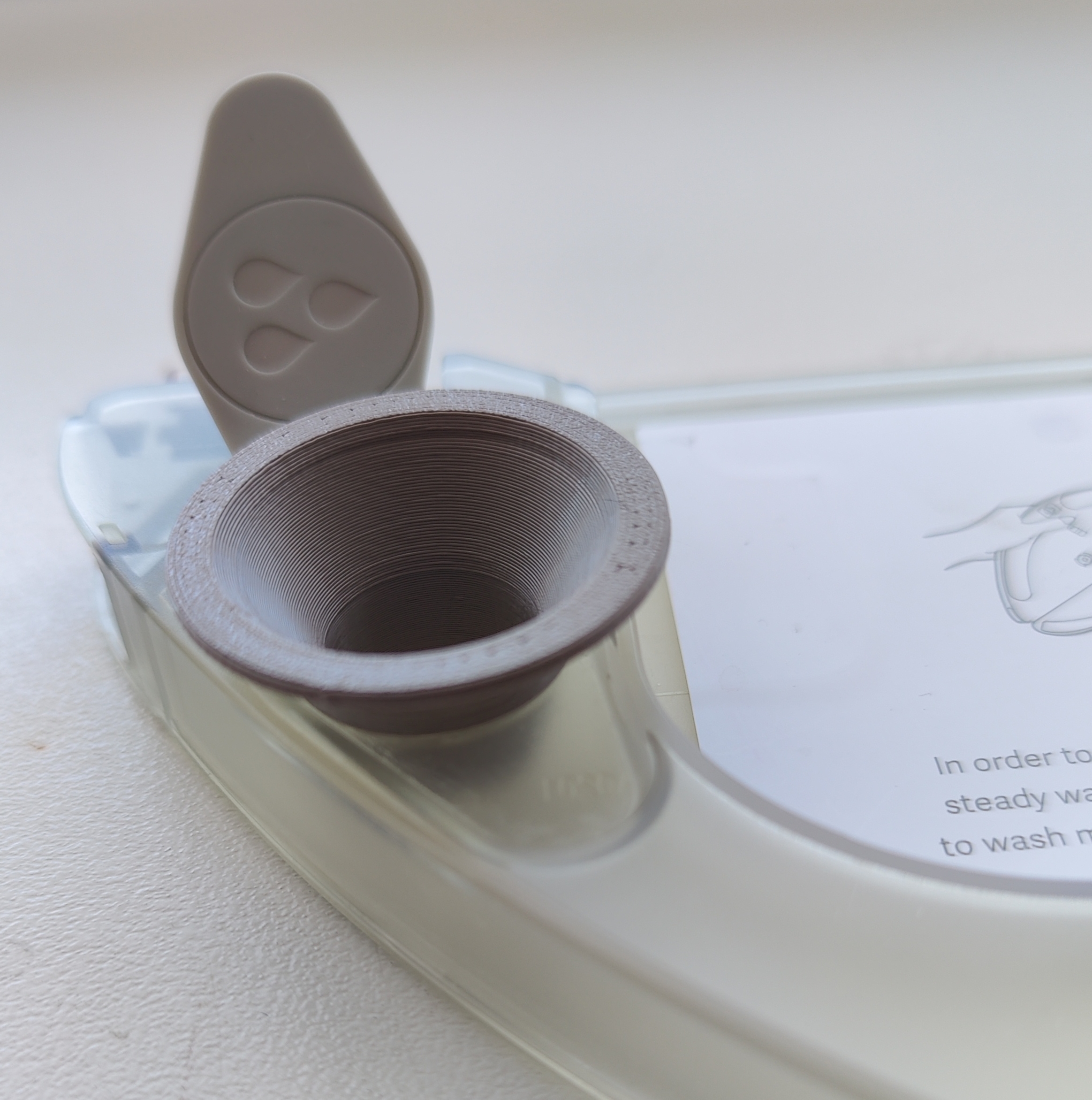 Einfülltrichter für Wassertank Roborock S6/ Filling funnel for water tank Roborock S6