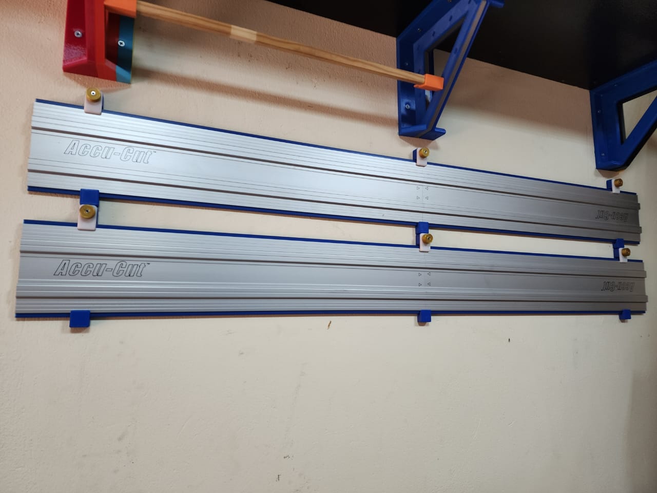 Kreg Accu-Cut wall mount