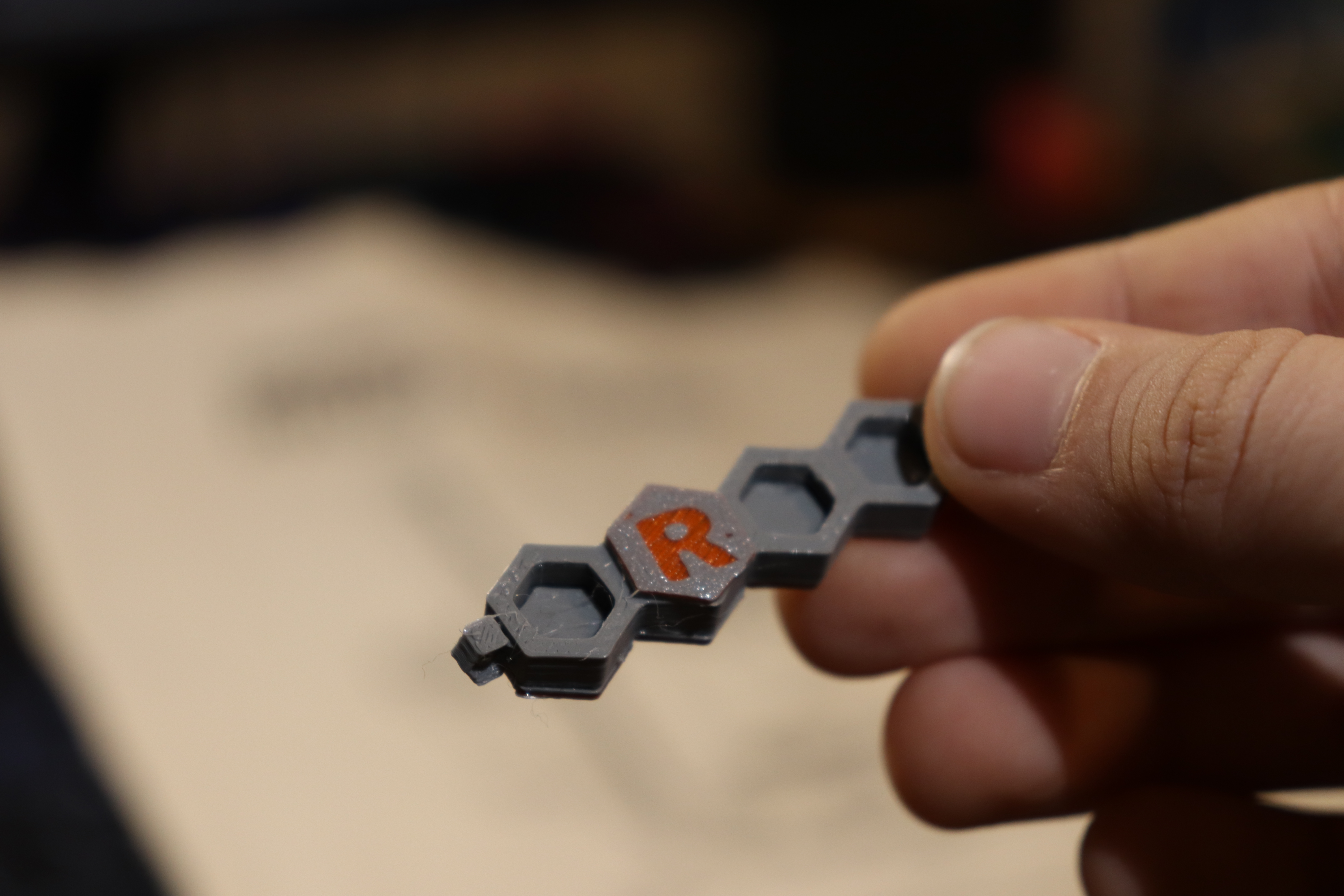 -Customizeable Hexagonical Keychain-