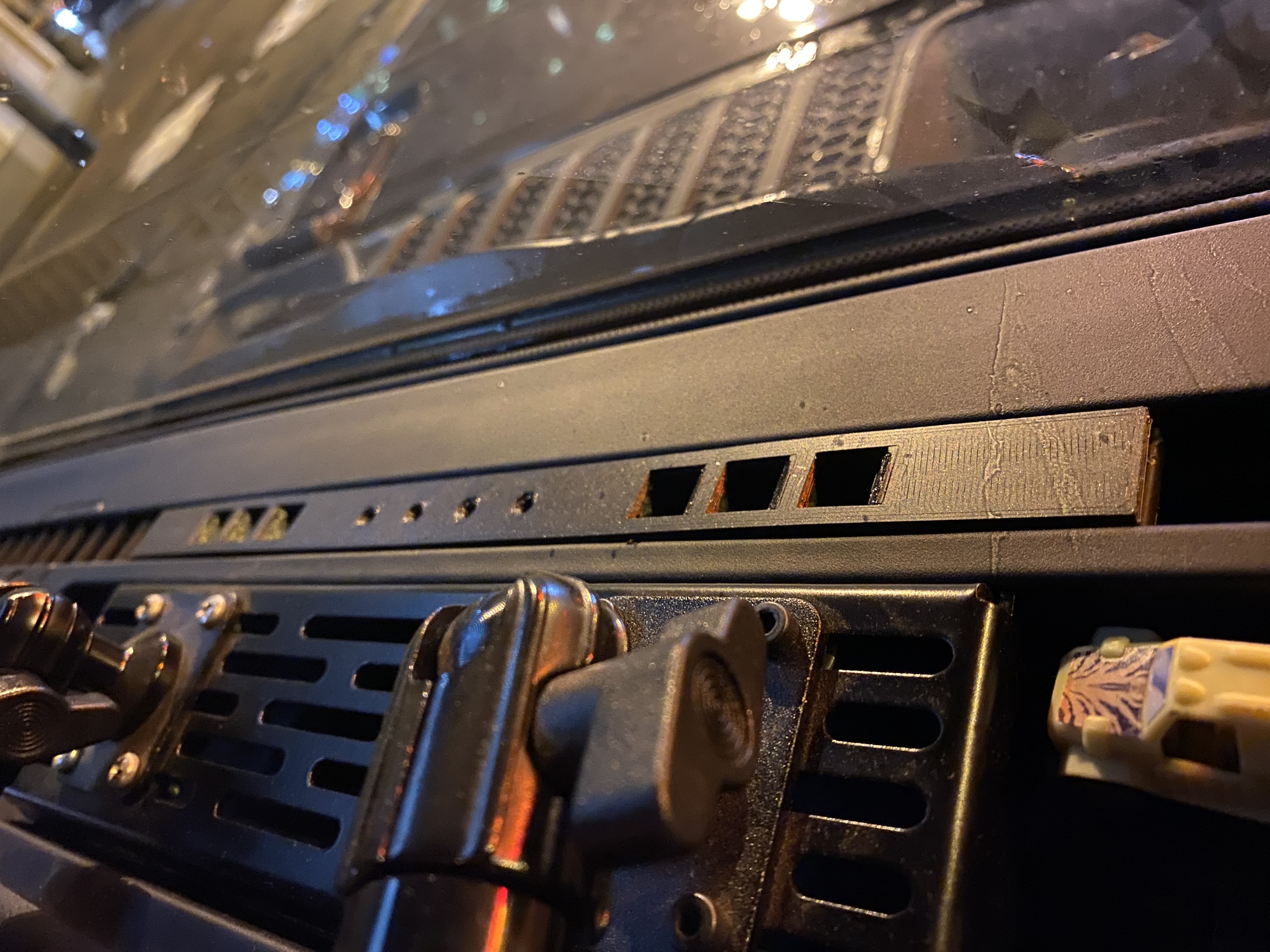 Jeep Wrangler JLU 2018-2023 Defrost Vent Plug
