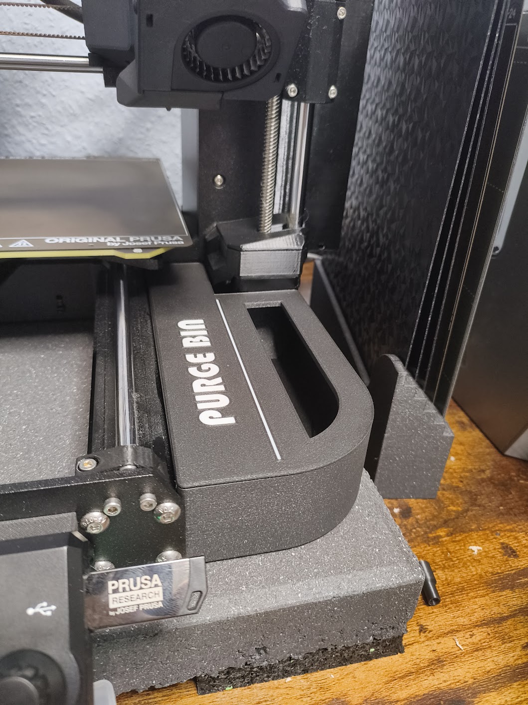 PURGE BIN / LID (prevent filament from getting in the rods)