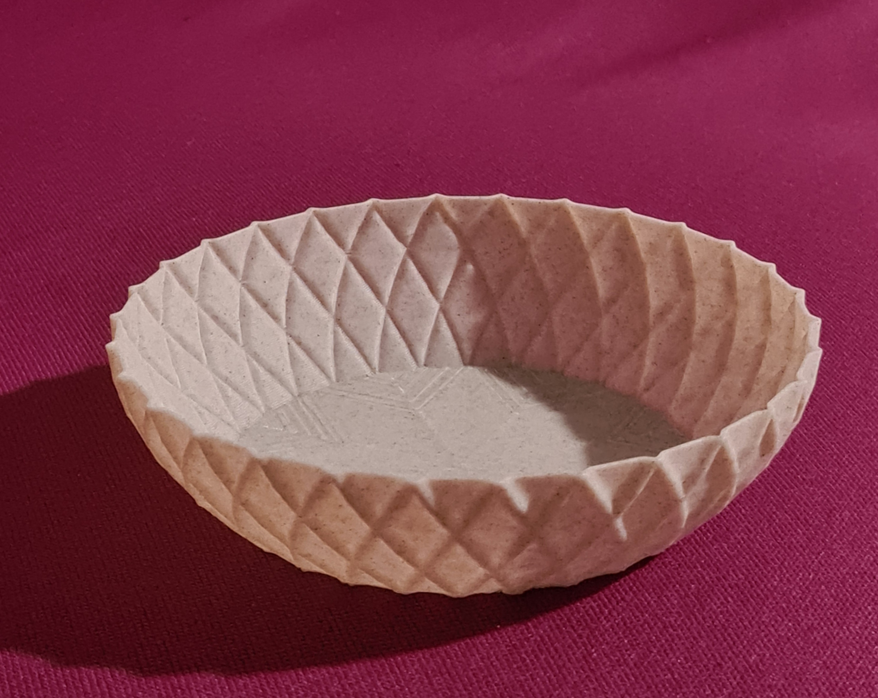 Multipurpose tray / bowl - vase mode