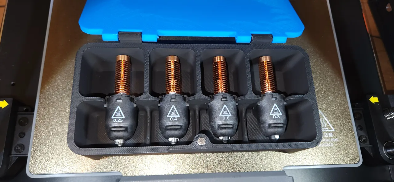 Nozzle box for Flashforge Adventurer 5M by Mak | Download free STL