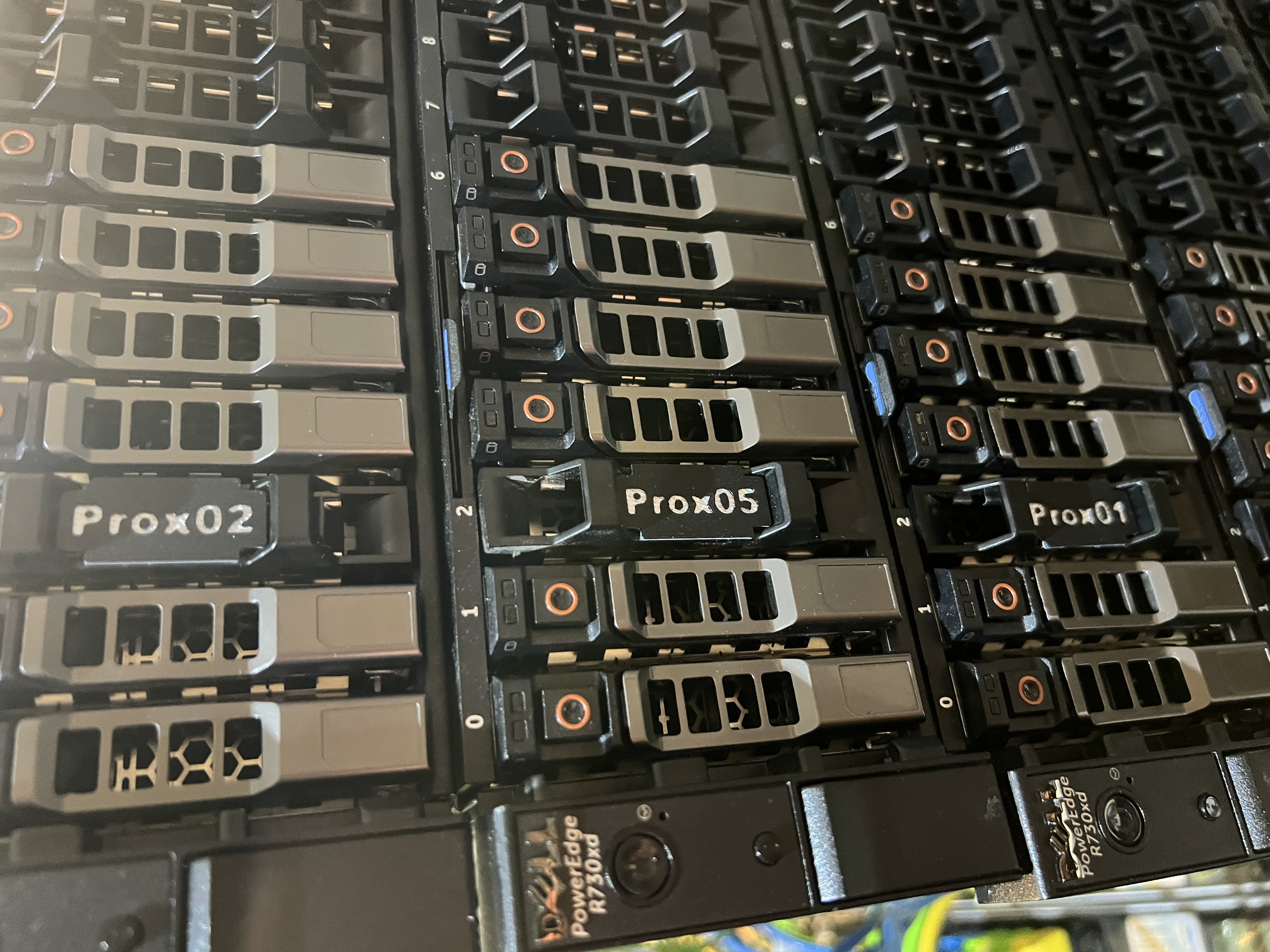 Dell R730xd blank 2.5" caddy click-on labels