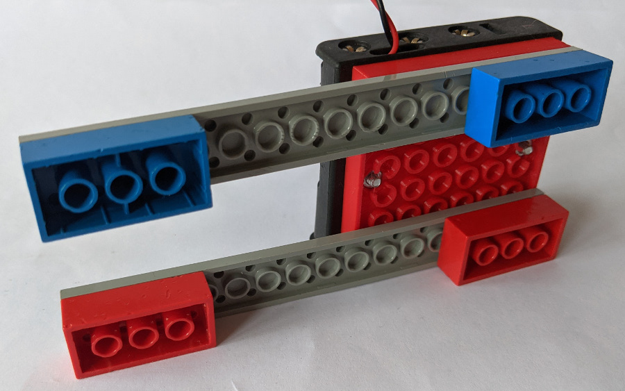 Miniatura 4 do modelo 3D Robot arm controlled by a Raspberry Pi