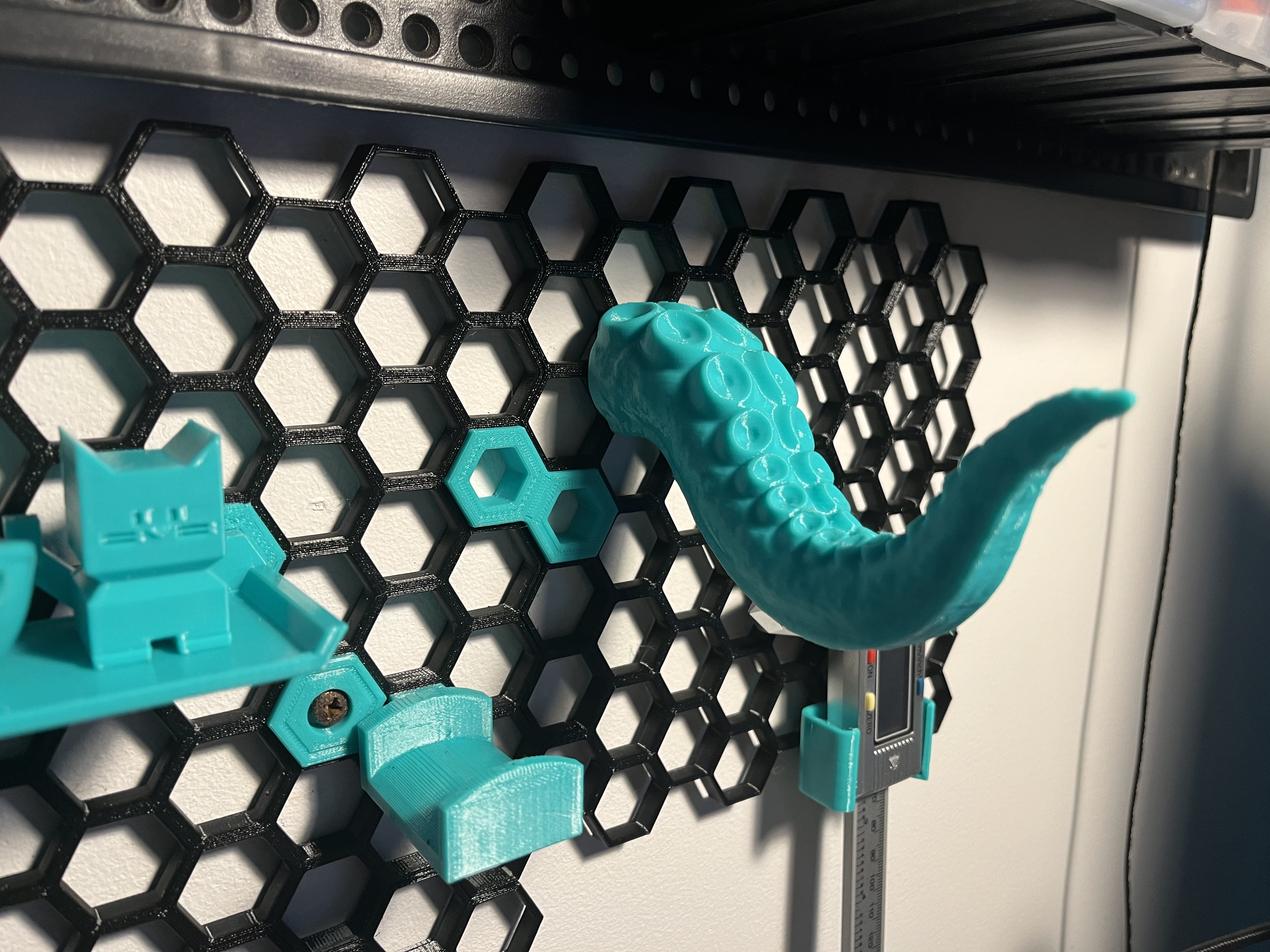 Big tentacle HSW hook 3D model thumbnail