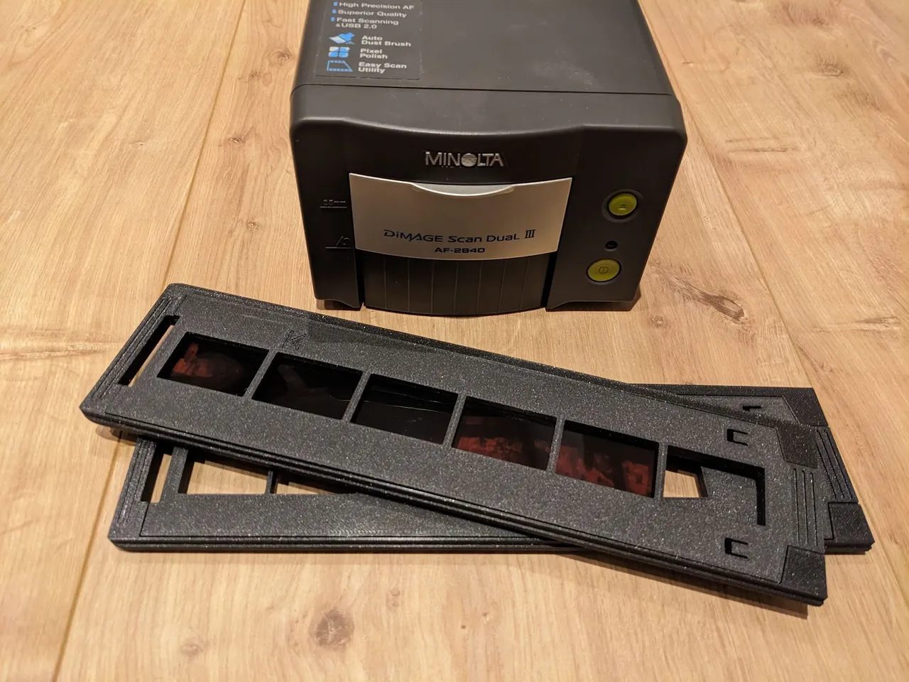 Nikon Z 70-200 F2.8 film scanner + Minolta Dimage Scan Dual III AF