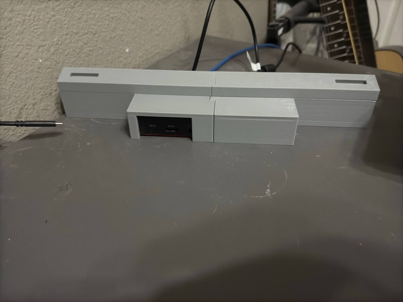 Lenovo Thinkpad P16S Laptop Stand With USB-C Dock