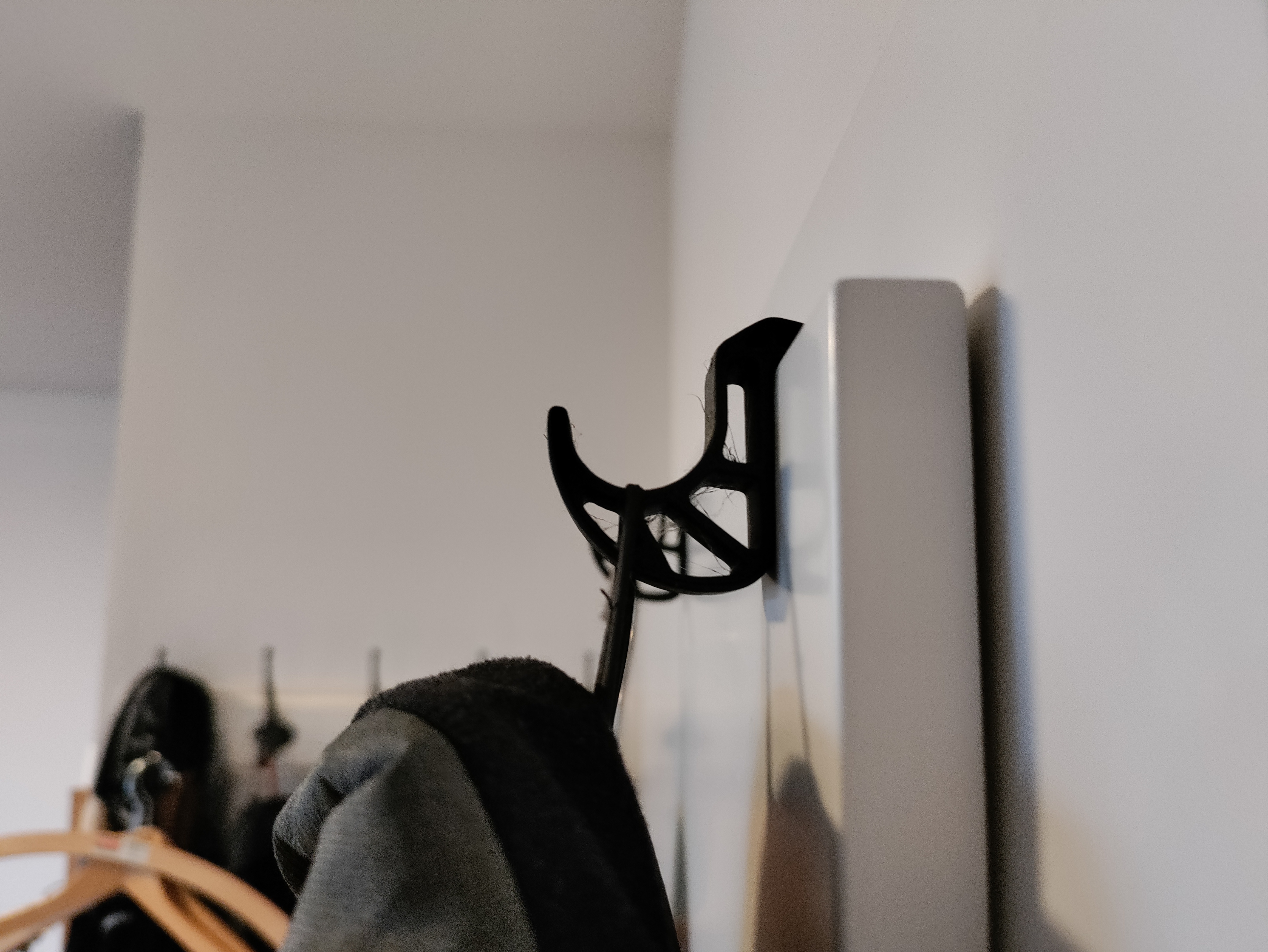 Extra strong skeletonized door hooks