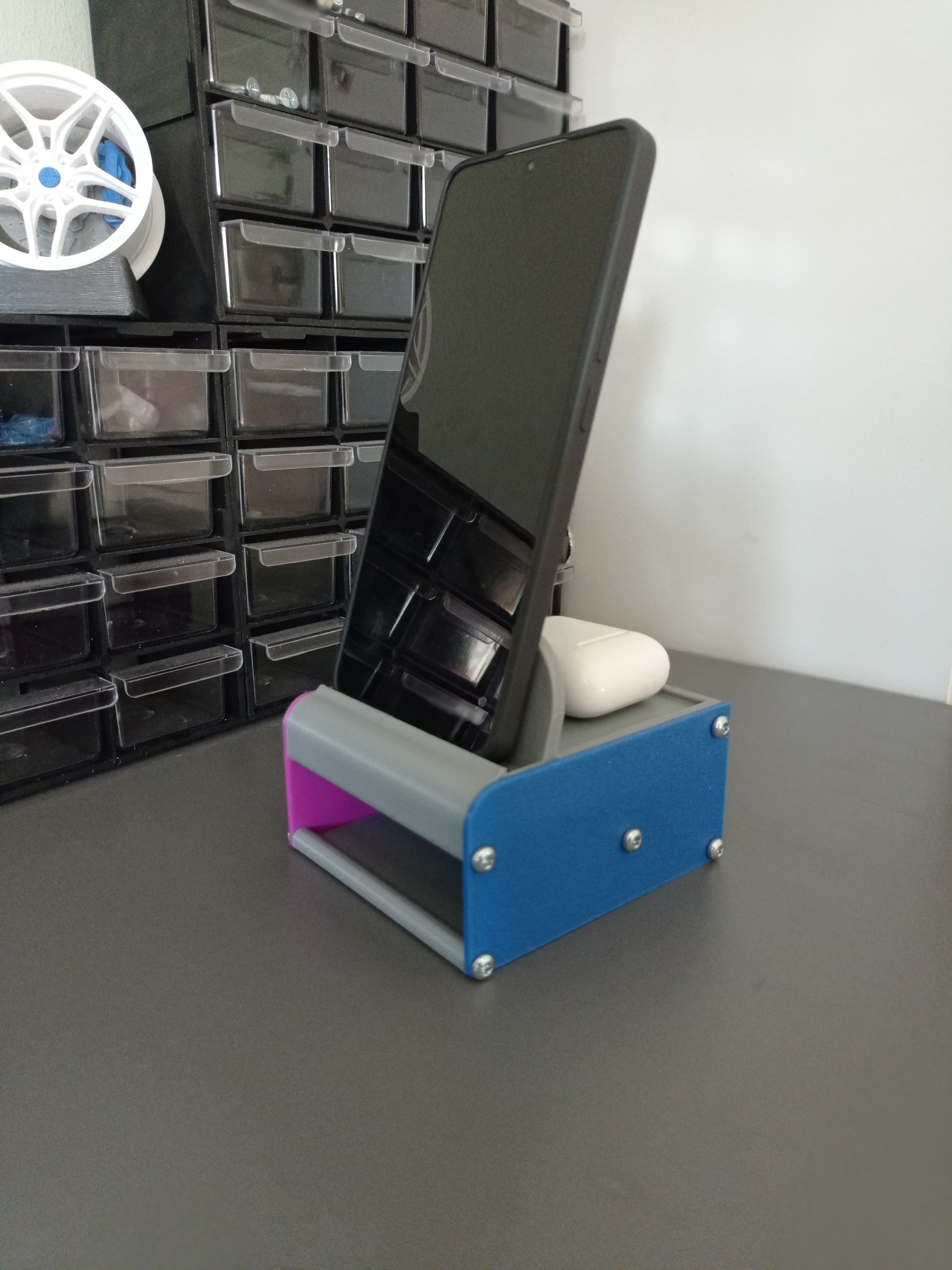 Phone stand amplifier — thumbnail 4
