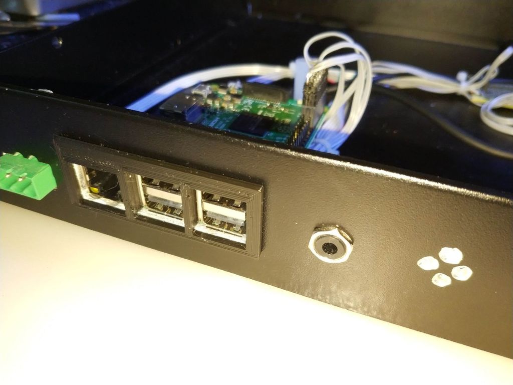 Raspberry Pi 2/3 cover (Ethernet and USB)
