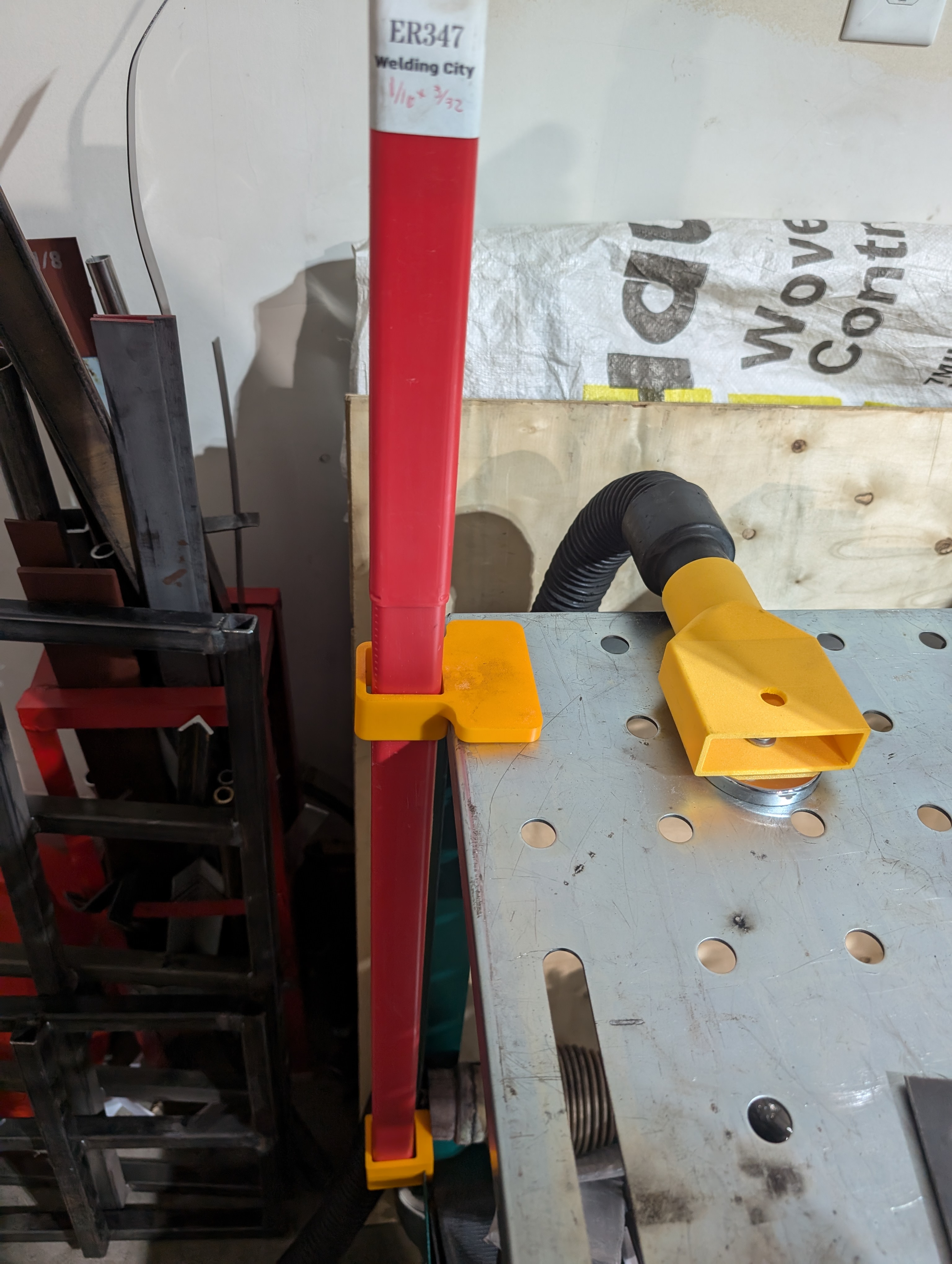 TIG filler rod holder for Grizzly T31771 mobile welding table