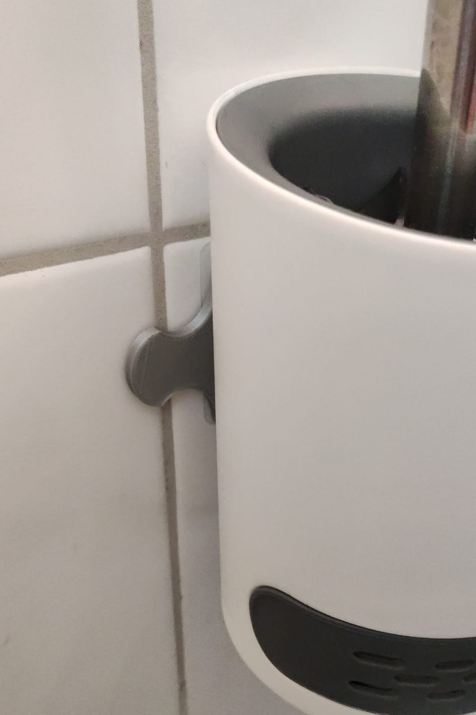 silicon toilet brush secure clip