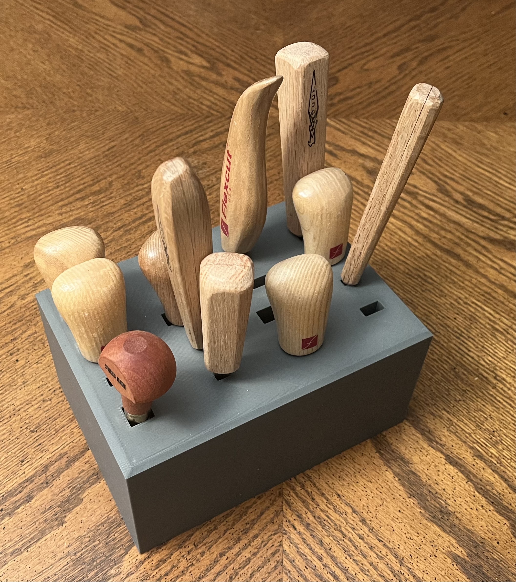 Small chisel storage block