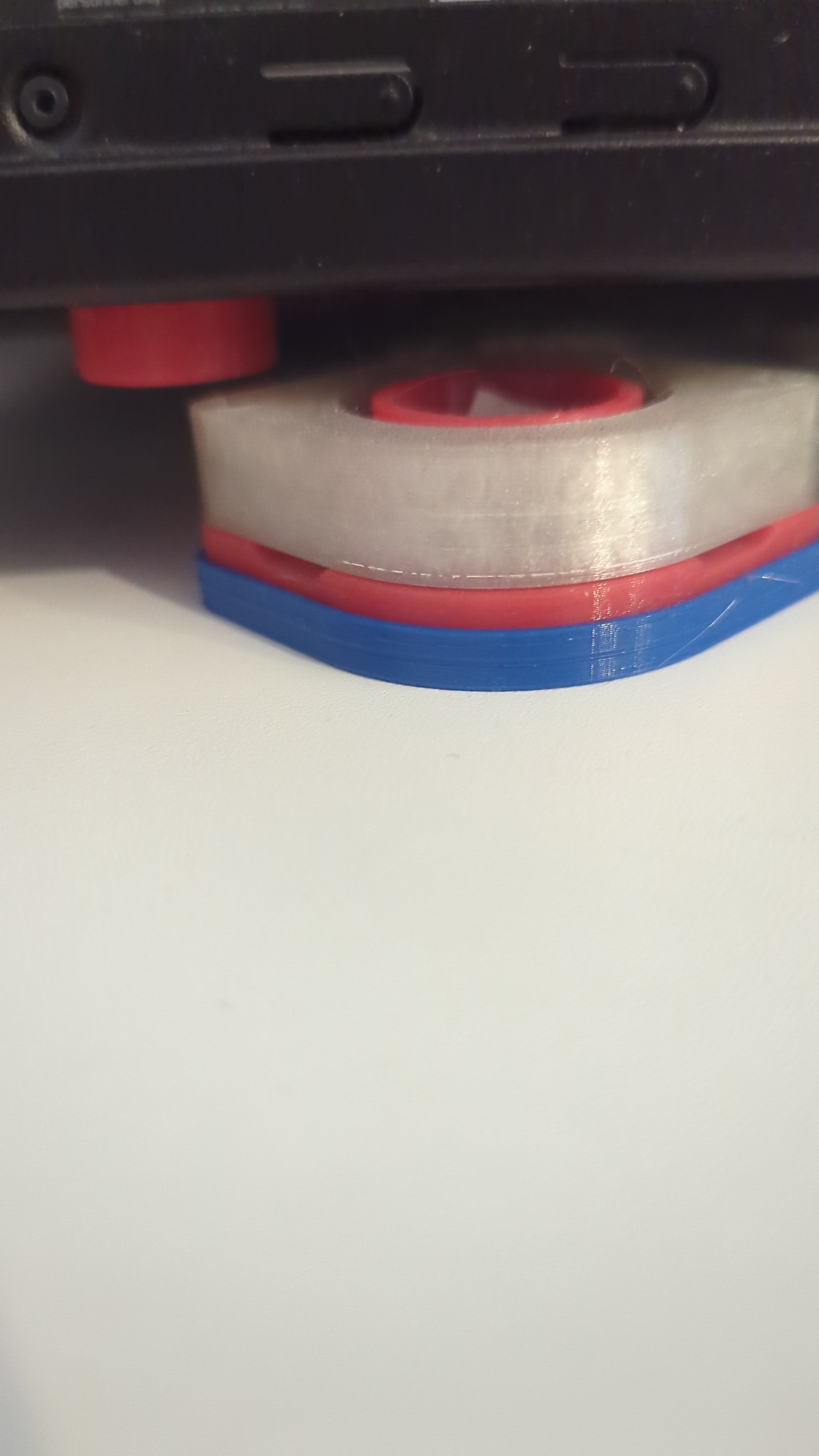 Universal Hula feed for screwing into Objects
