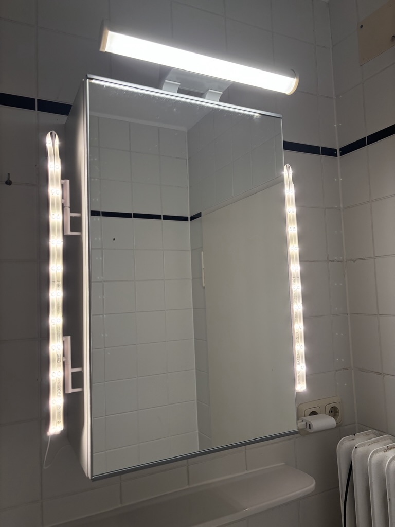 Bathroom mirror light with IKEA Vattensten 1m LED strips
