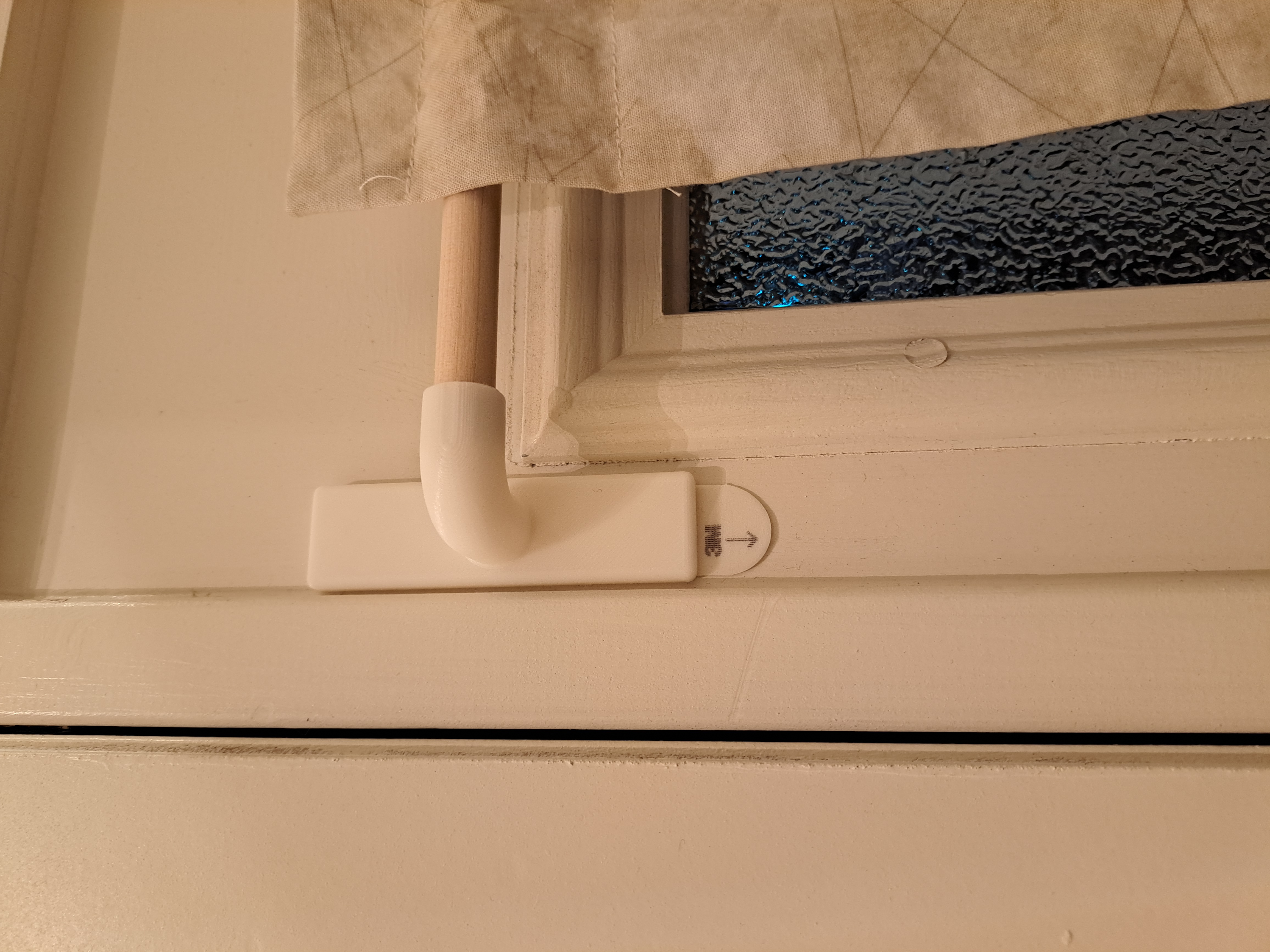 Curtain Rod Mount