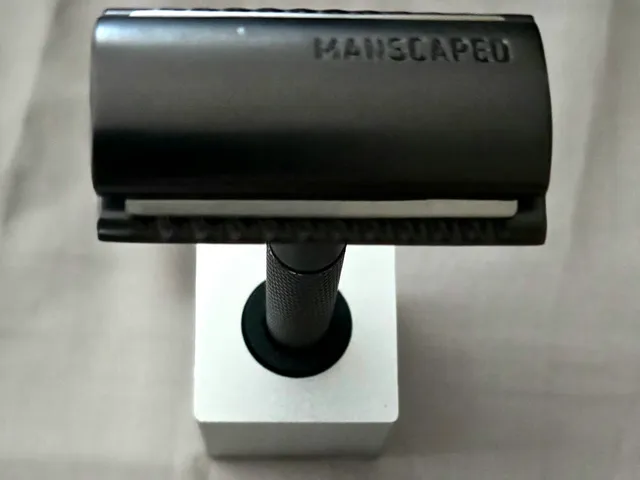Harrys to Manscaped "The Plow 2.0" Razor Insert