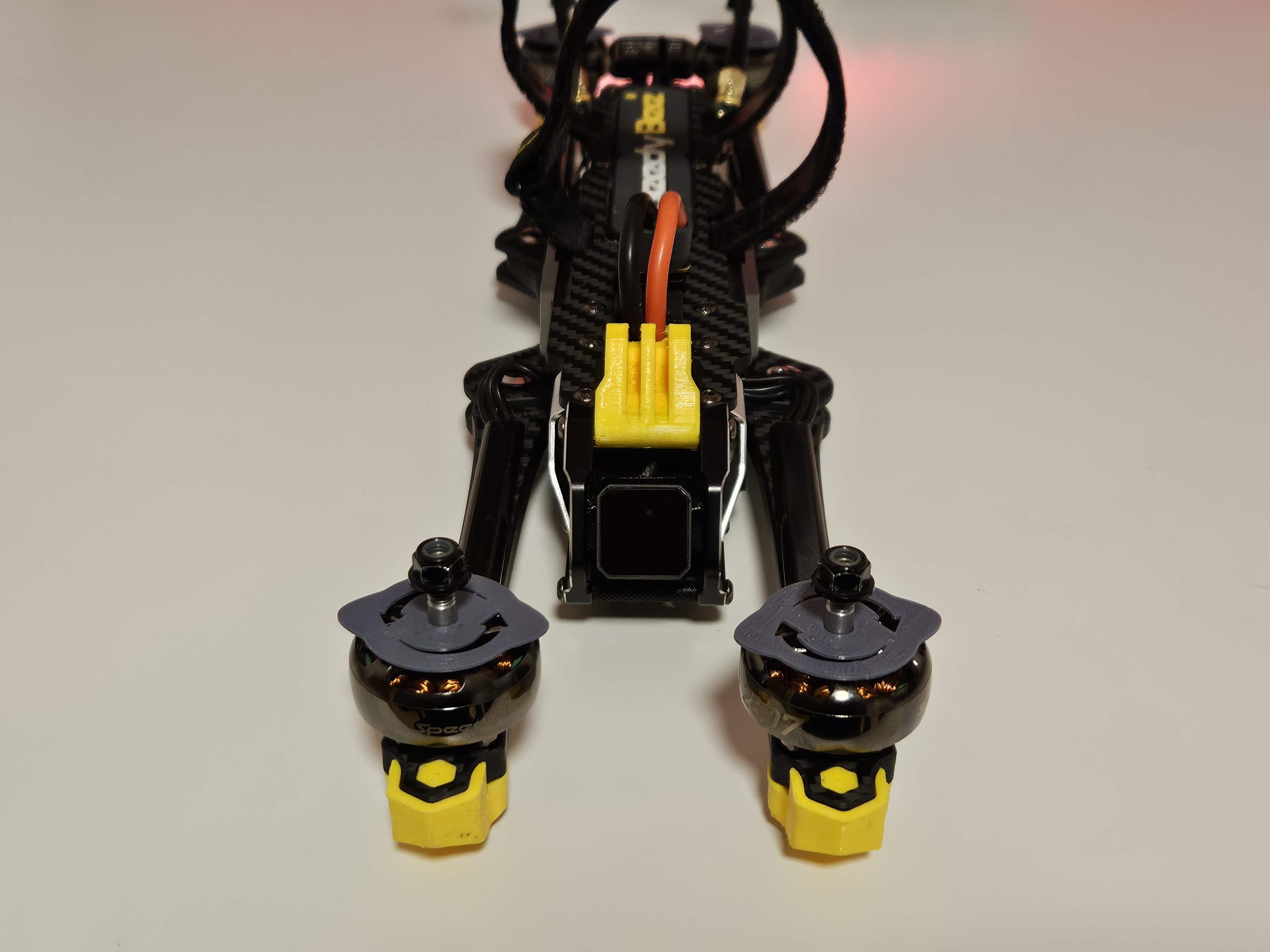 Motor direction disc - Indicate the correct propeller mounting position. — miniatura 4