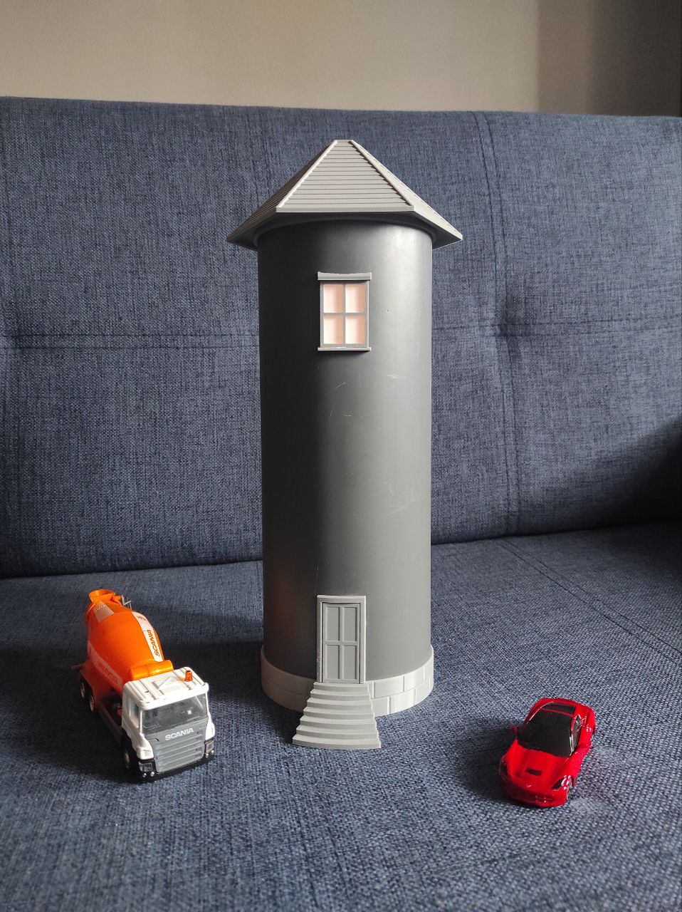 Watchtower made of 110mm sewer pipe