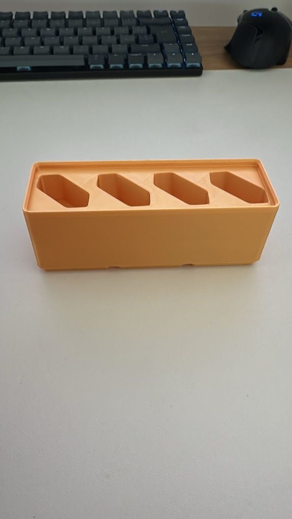 Miniatura 3 do modelo 3D Gridfinity - 4 Plug holder