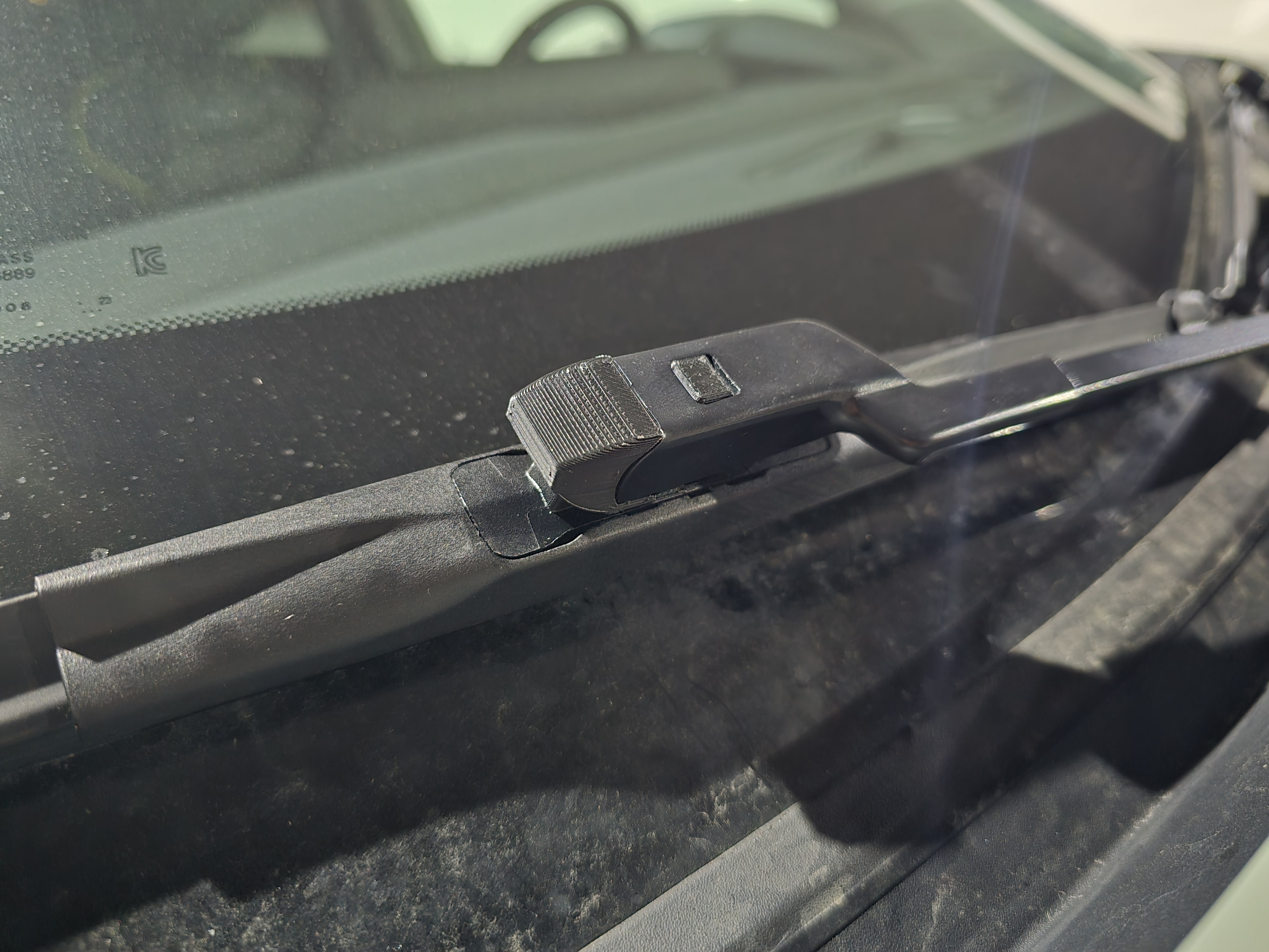Trico Force Wiper Blade Adapter - 2024 Chevrolet Trax and Other GM Vehicles