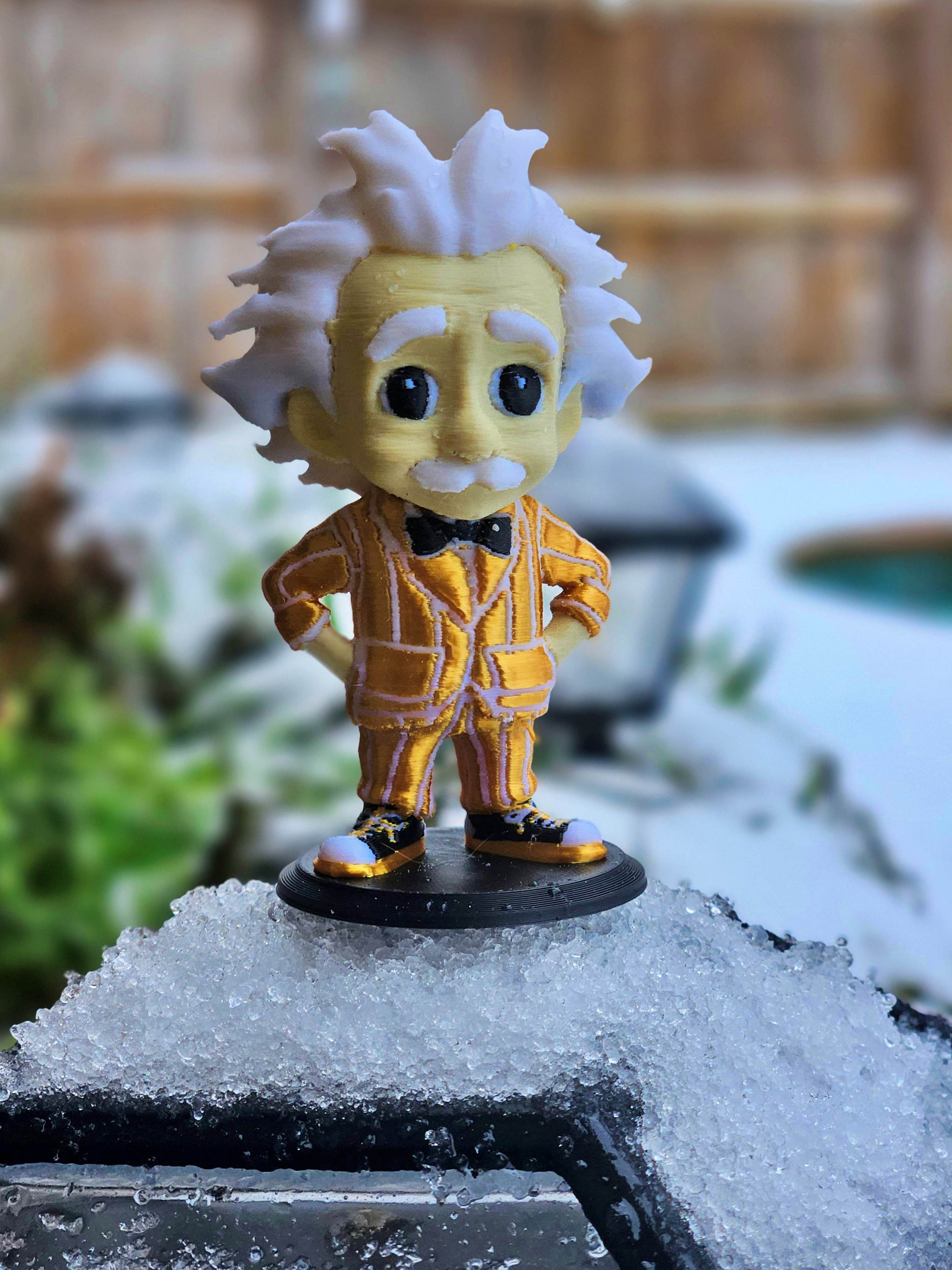 Sir Albert Einstein — thumbnail 11