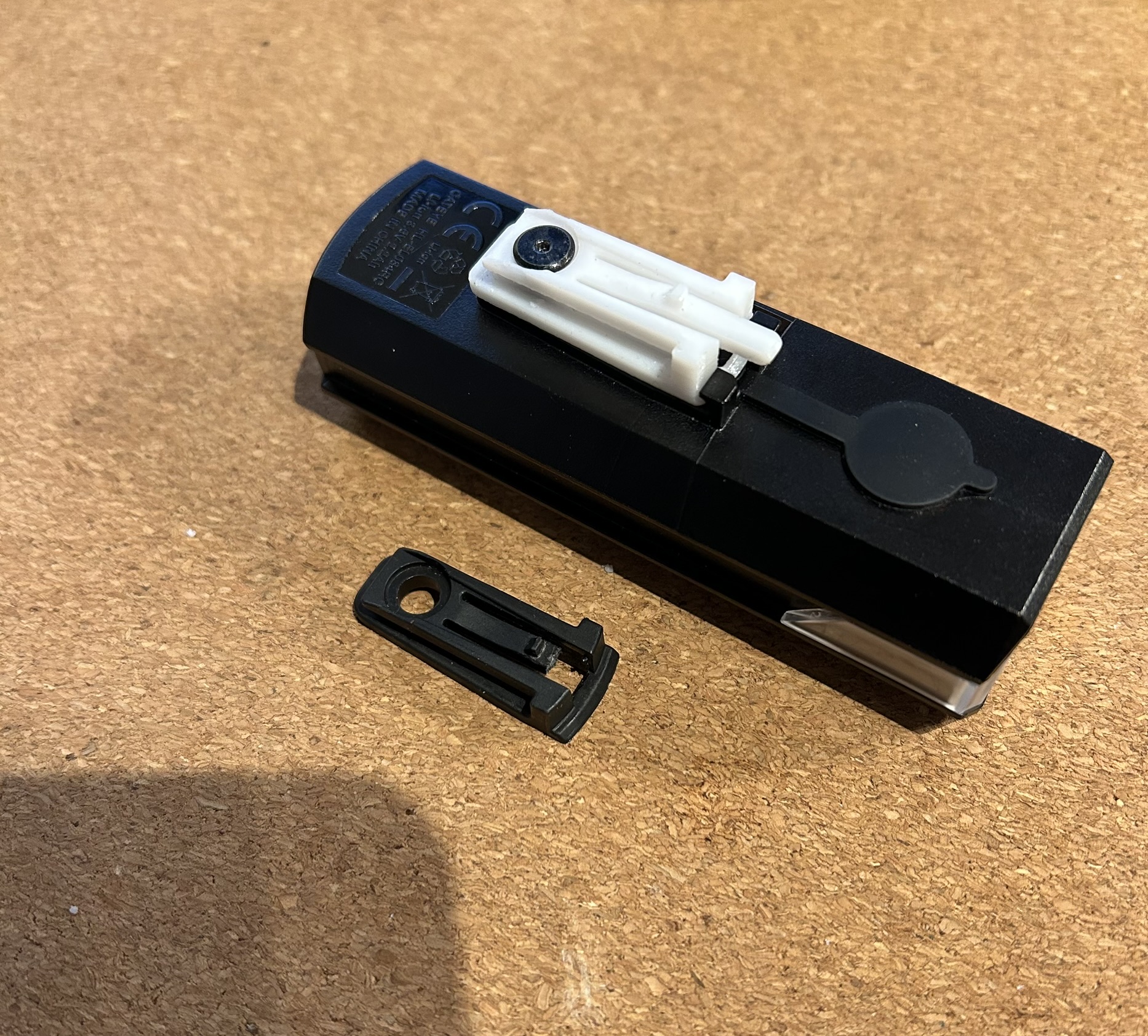 Cateye AMP + GVOLT Series Bracket Mount