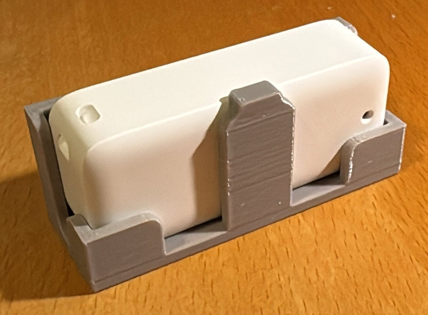Switchbot Thermometer/Hygrometer holder (horizontal remix)