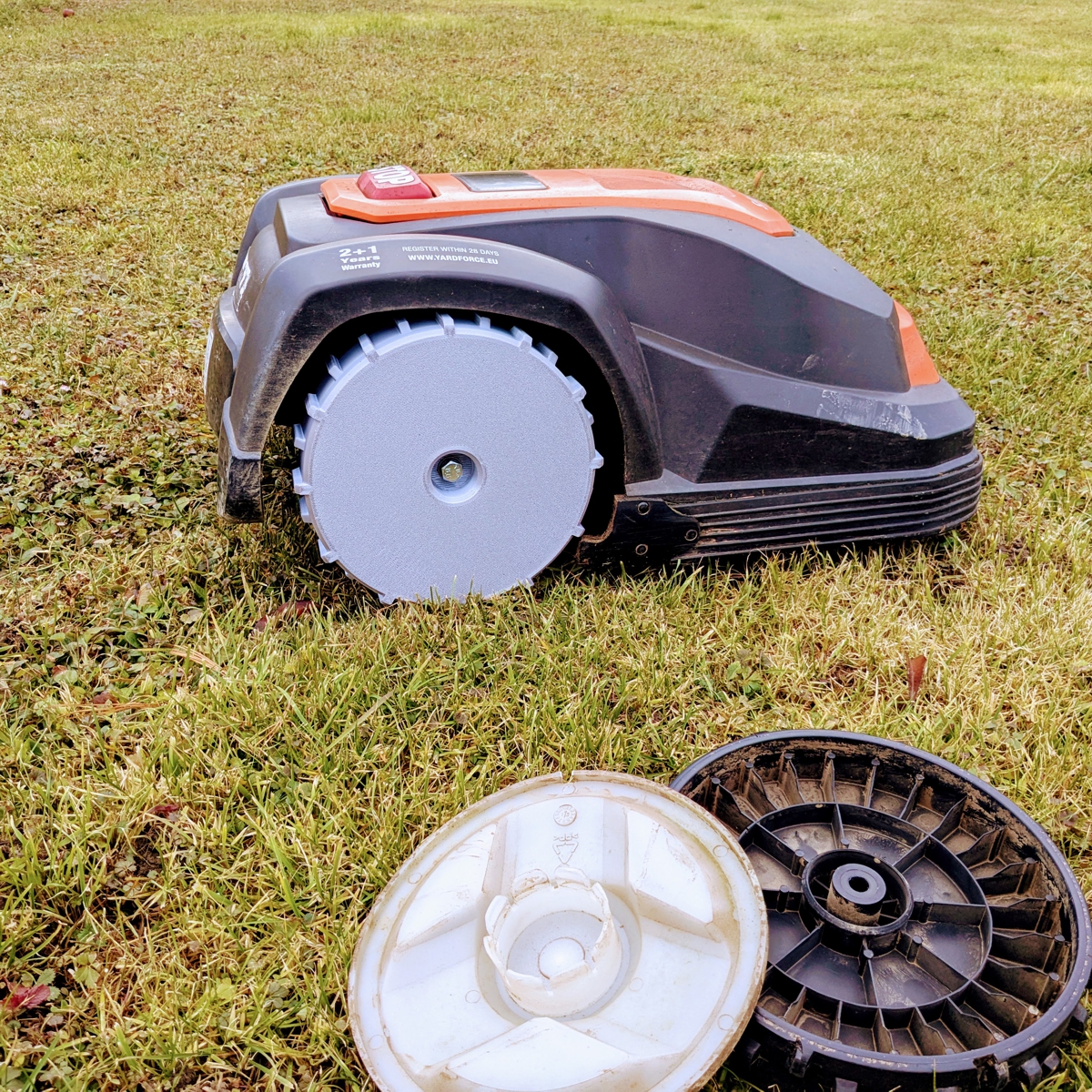 Wheel for Yardforce Lawn Mower Roboter