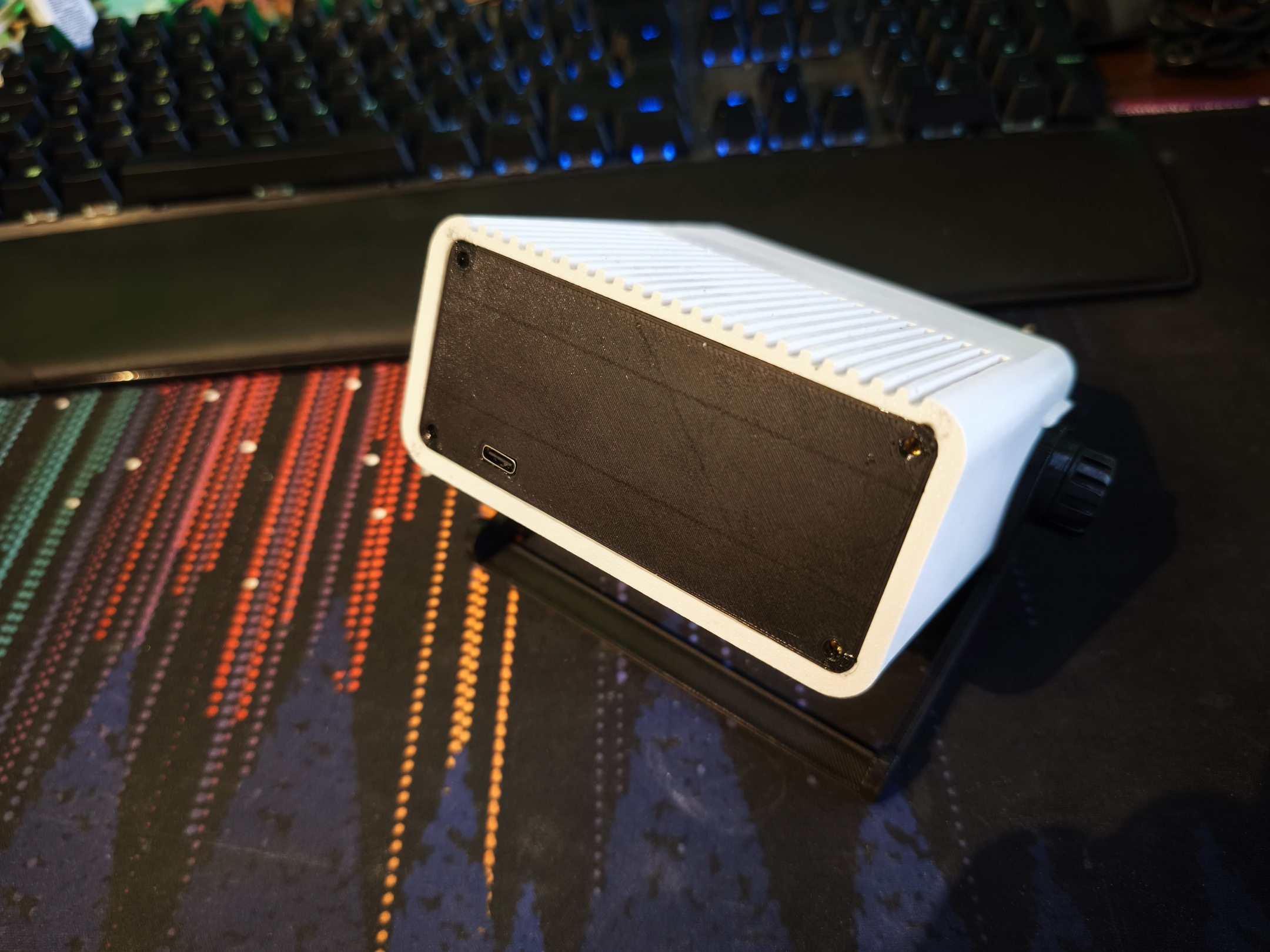 Modular USB-C variable PSU  0-50V @100W 3D model thumbnail