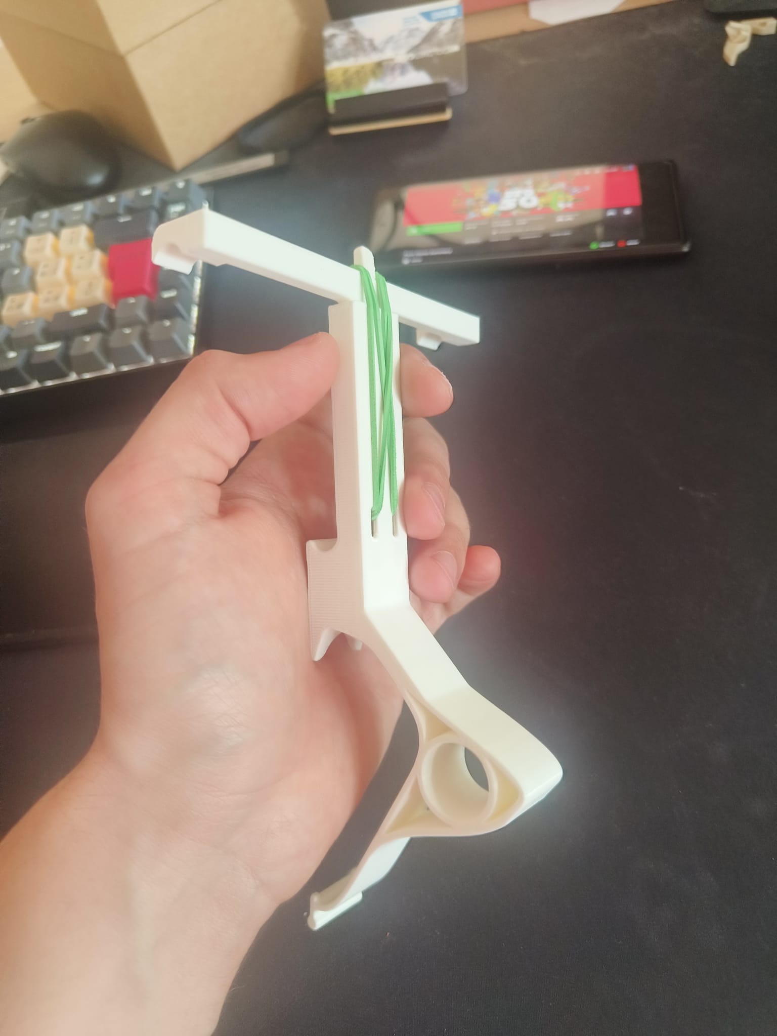 Miniatura 10 do modelo 3D Xbox Controller Phone Holder