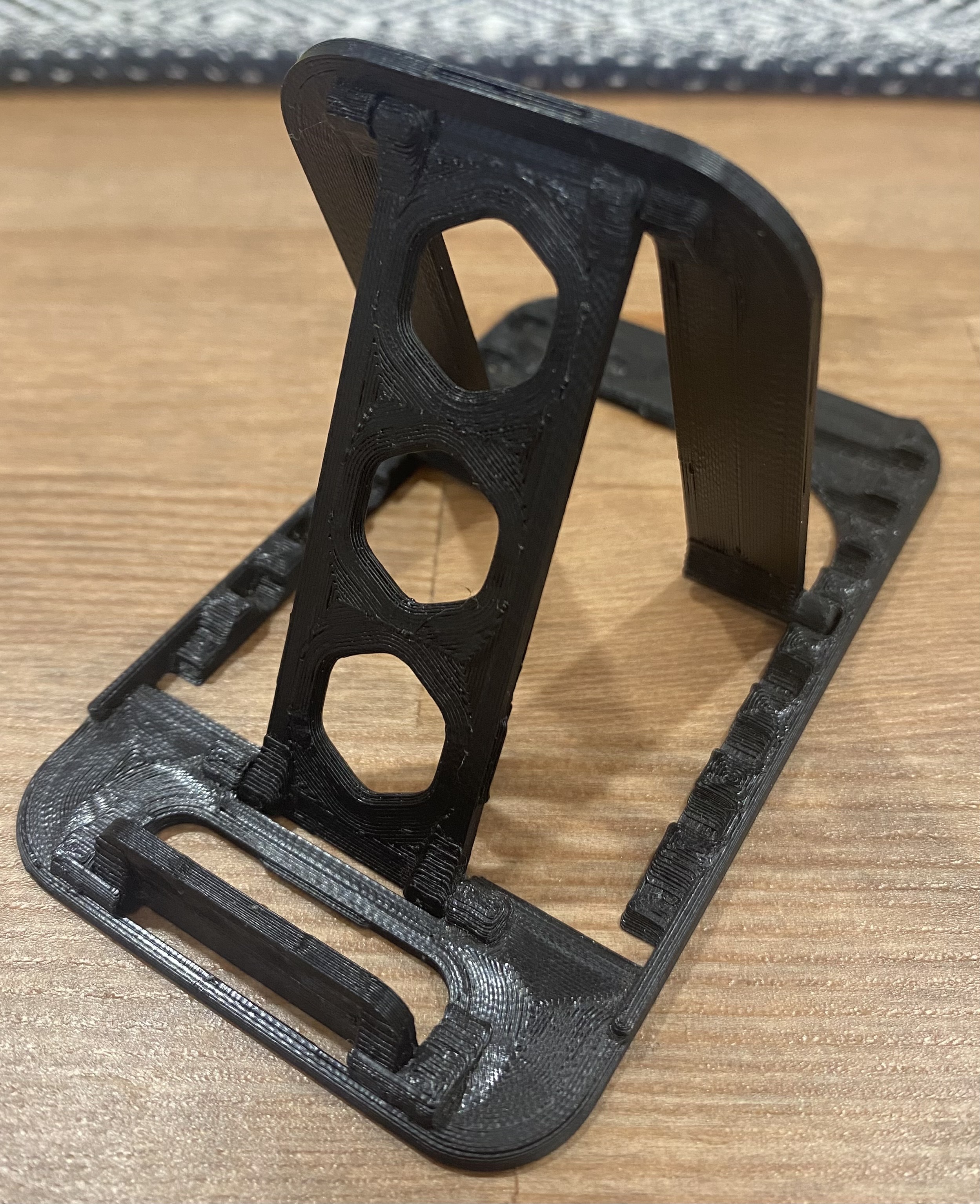 Phone Stand - Flat fold - Print in place! Fixed hinges