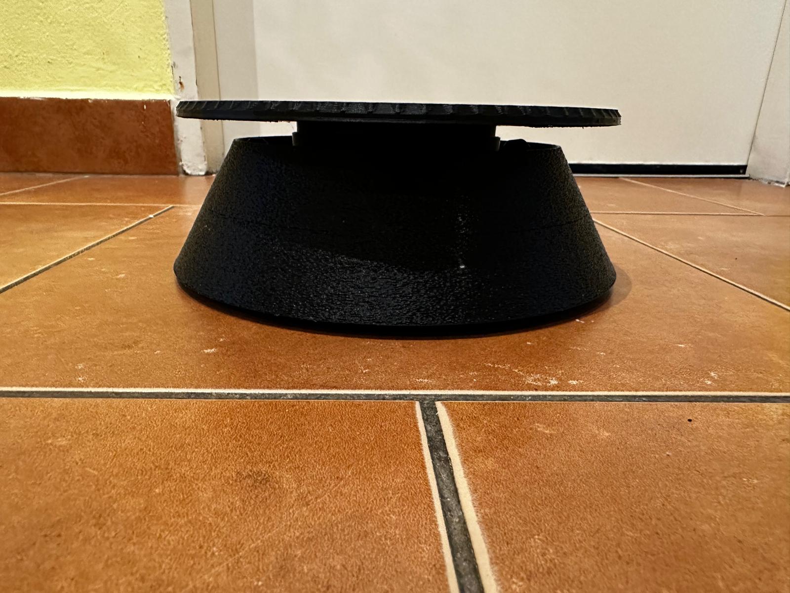 Turning decorative table — miniatura 3